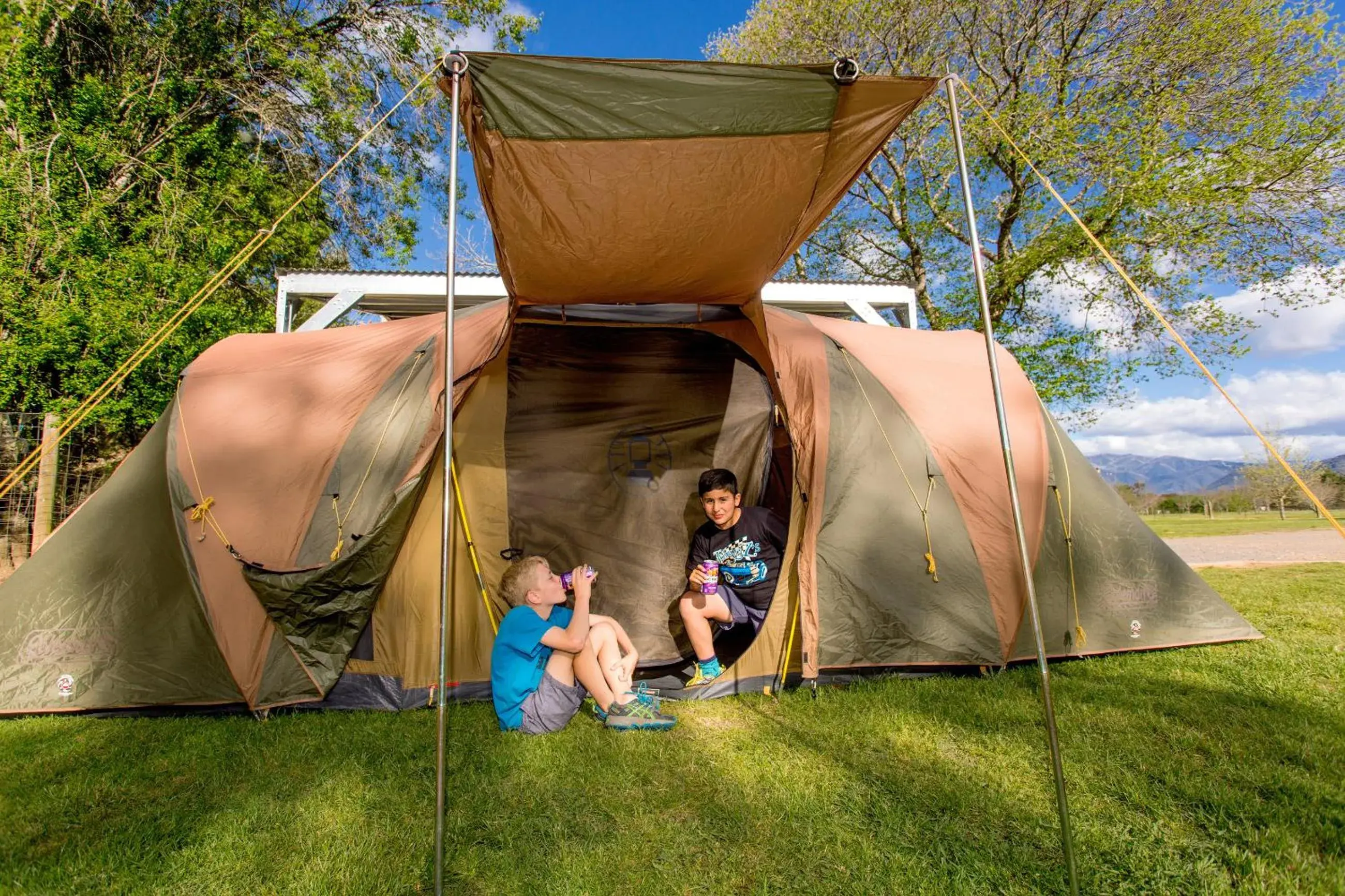 Mountain view in Discovery Parks - Bright Mountain view in Discovery Parks - Bright