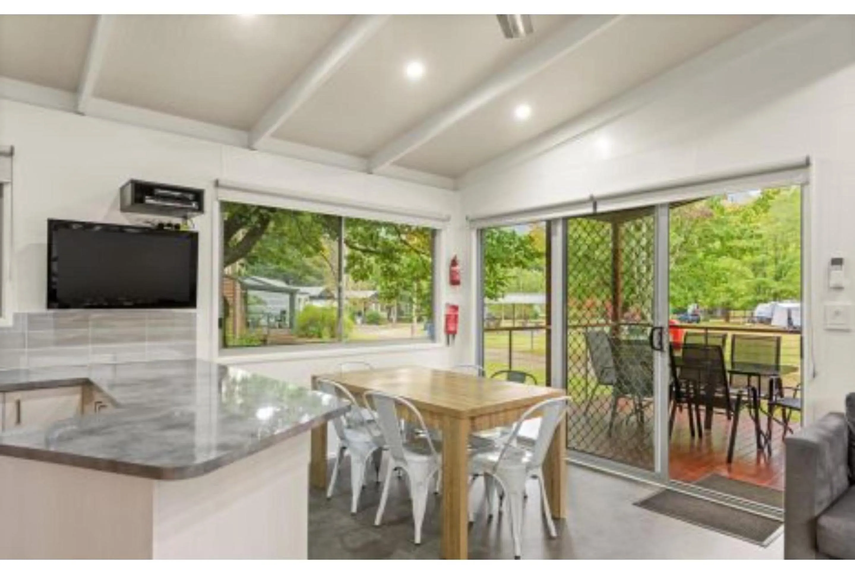 TV and multimedia in Discovery Parks - Bright