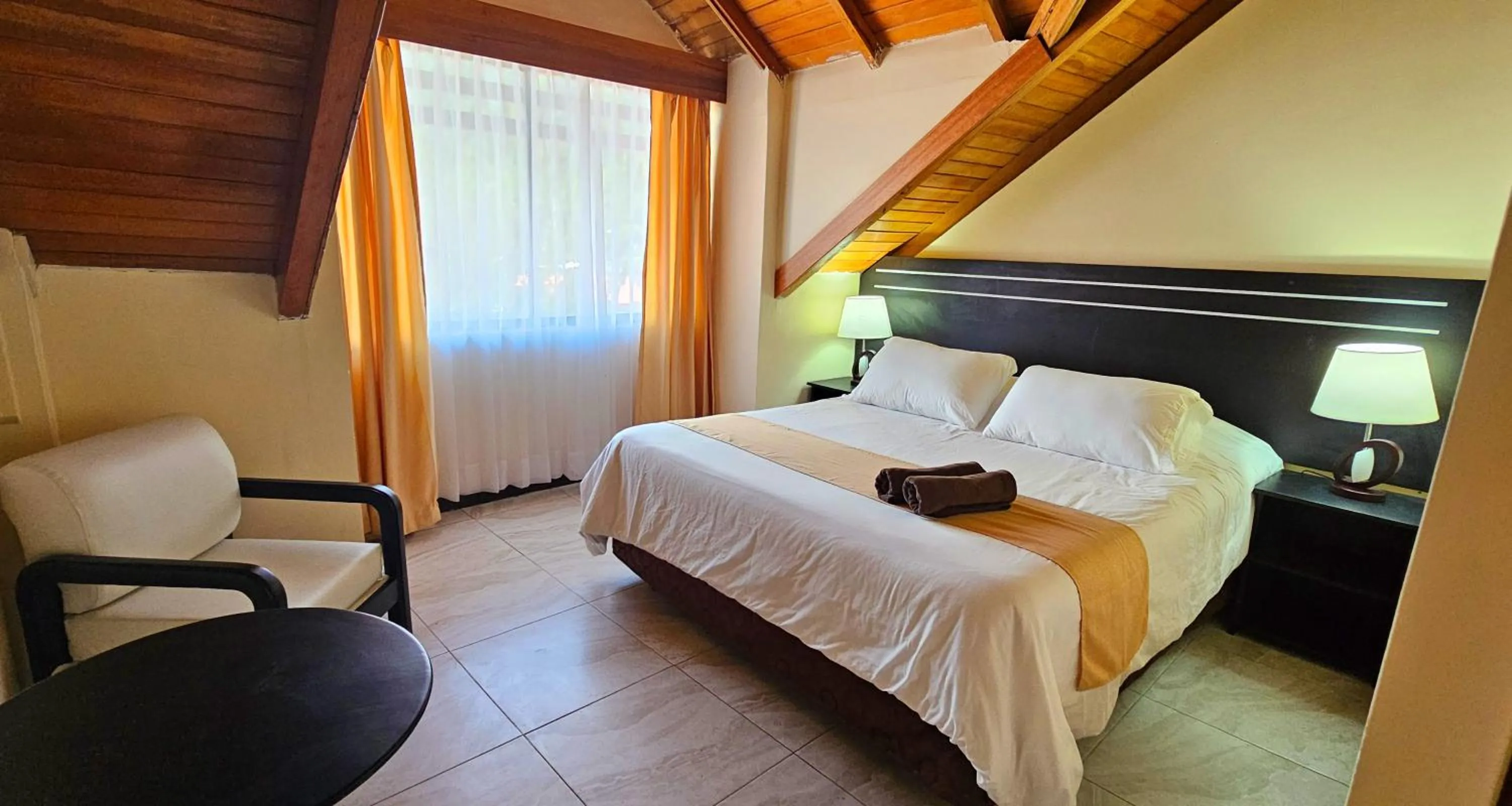 Hotel Tungurahua