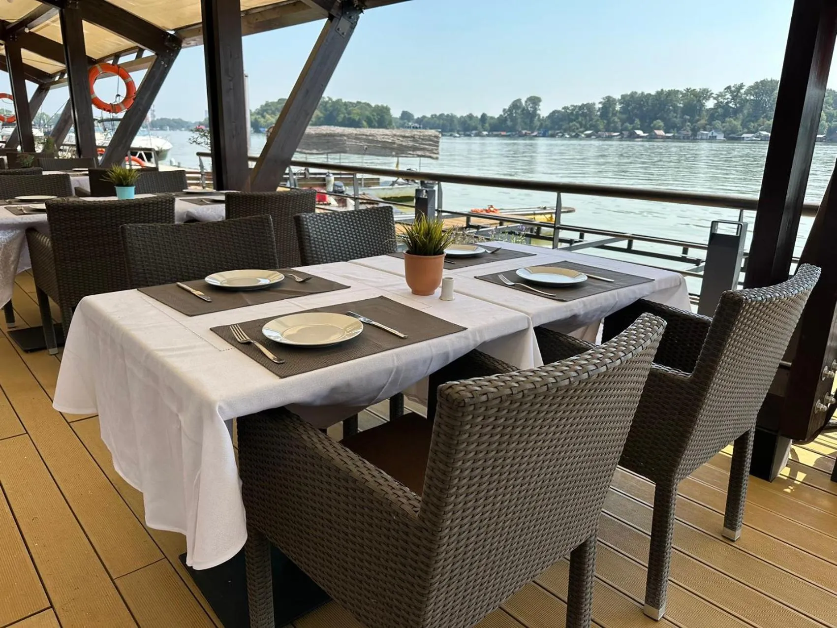 Restaurant/places to eat in KAME HOTEL BELGRADE,贝尔格莱德凯美酒店