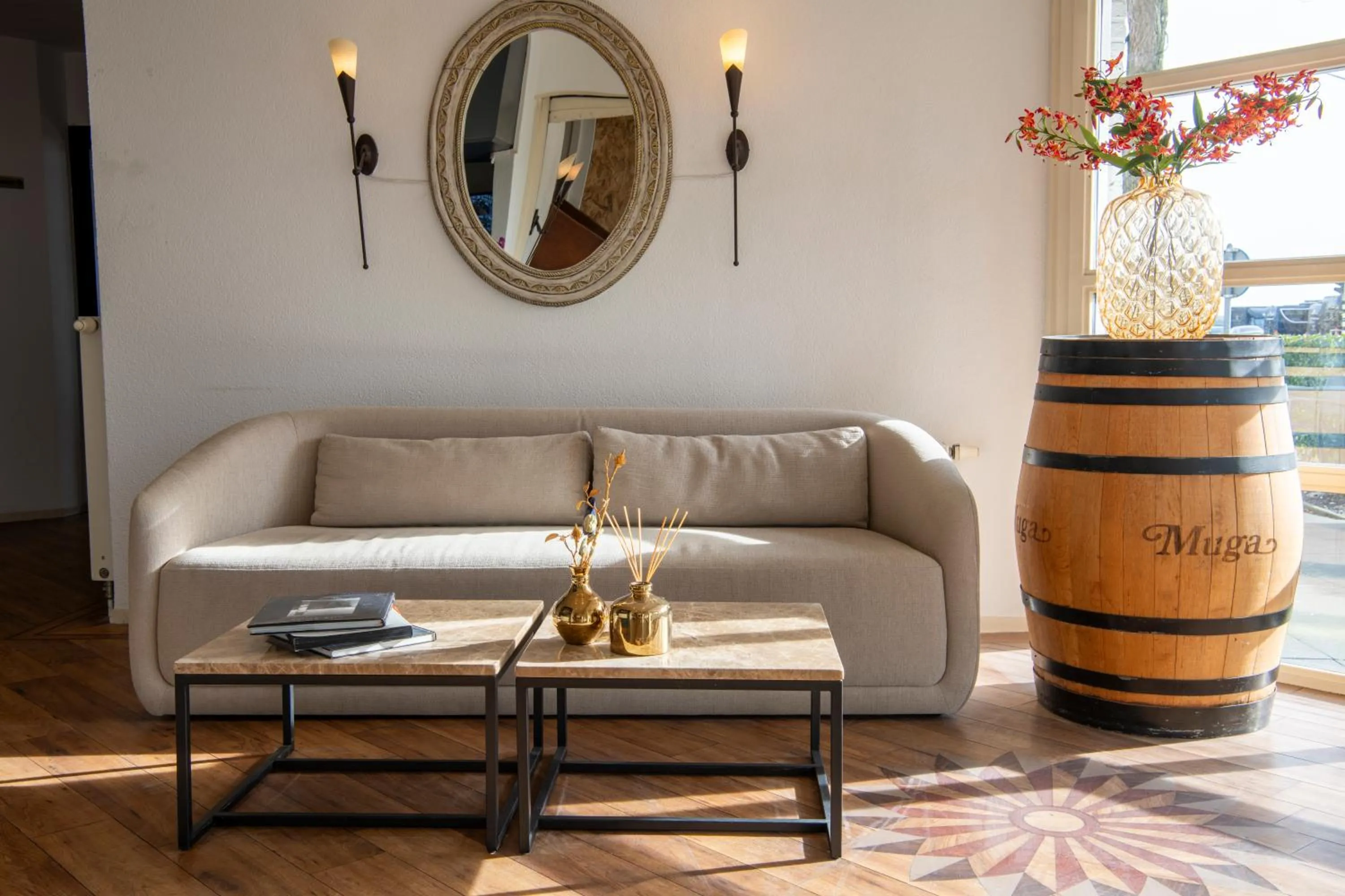 Lobby or reception in Boutique Hotel Herbergh Amsterdam Airport FREE PARKING