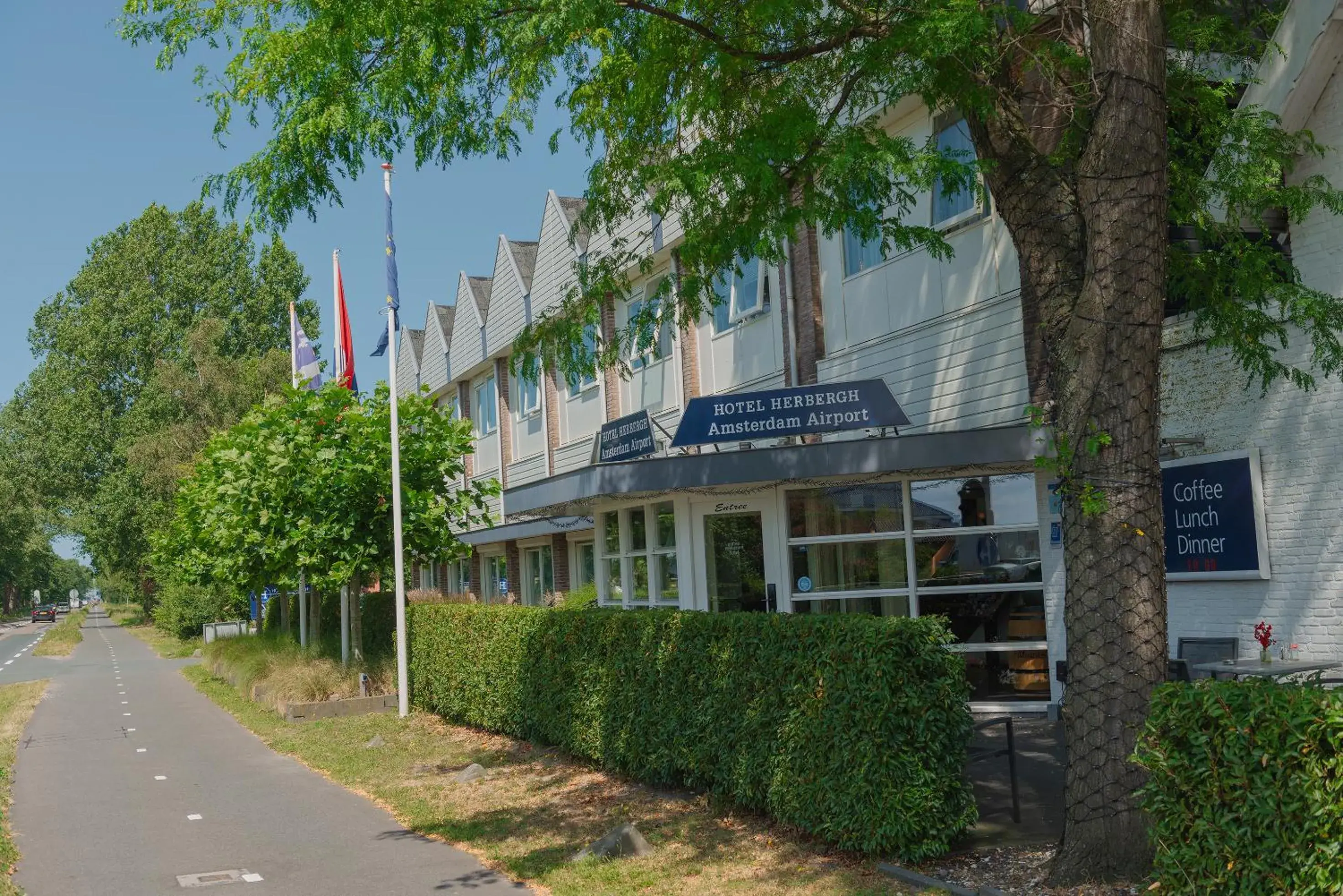 Property building in Boutique Hotel Herbergh Amsterdam Airport FREE PARKING Property building in Boutique Hotel Herbergh Amsterdam Airport FREE PARKING