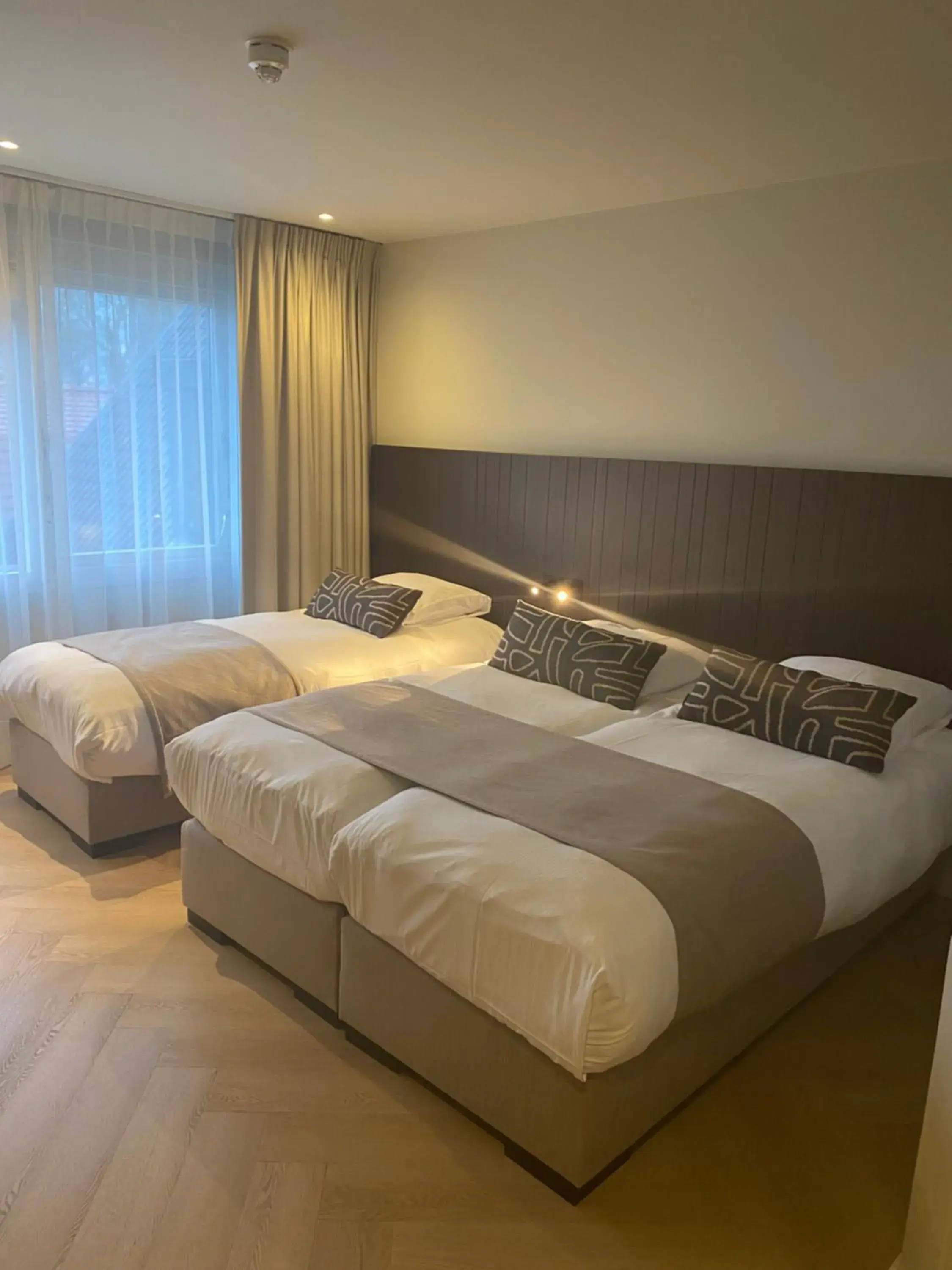 Bed in Boutique Hotel Herbergh Amsterdam Airport FREE PARKING Bed in Boutique Hotel Herbergh Amsterdam Airport FREE PARKING
