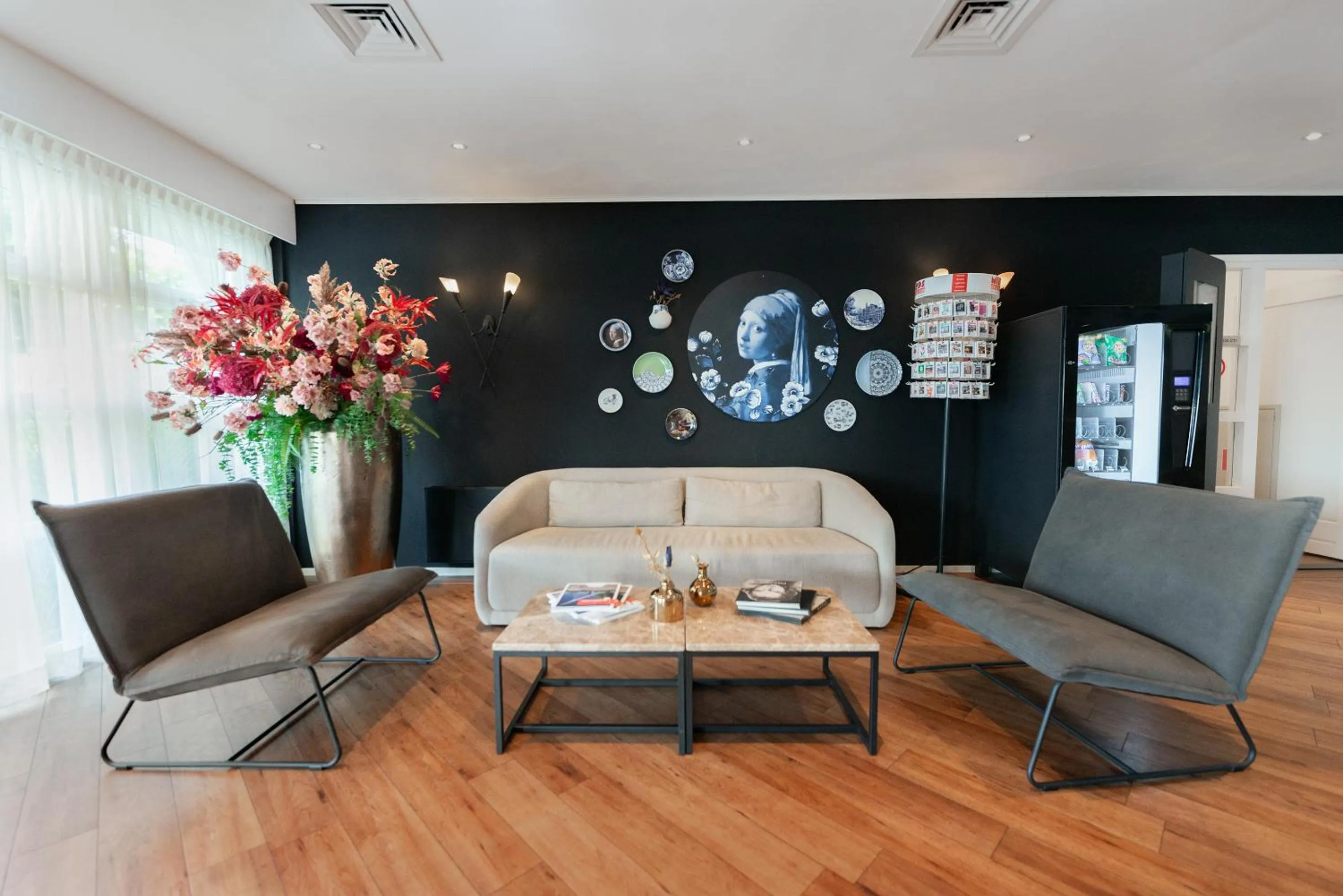 Lobby or reception in Boutique Hotel Herbergh Amsterdam Airport FREE PARKING