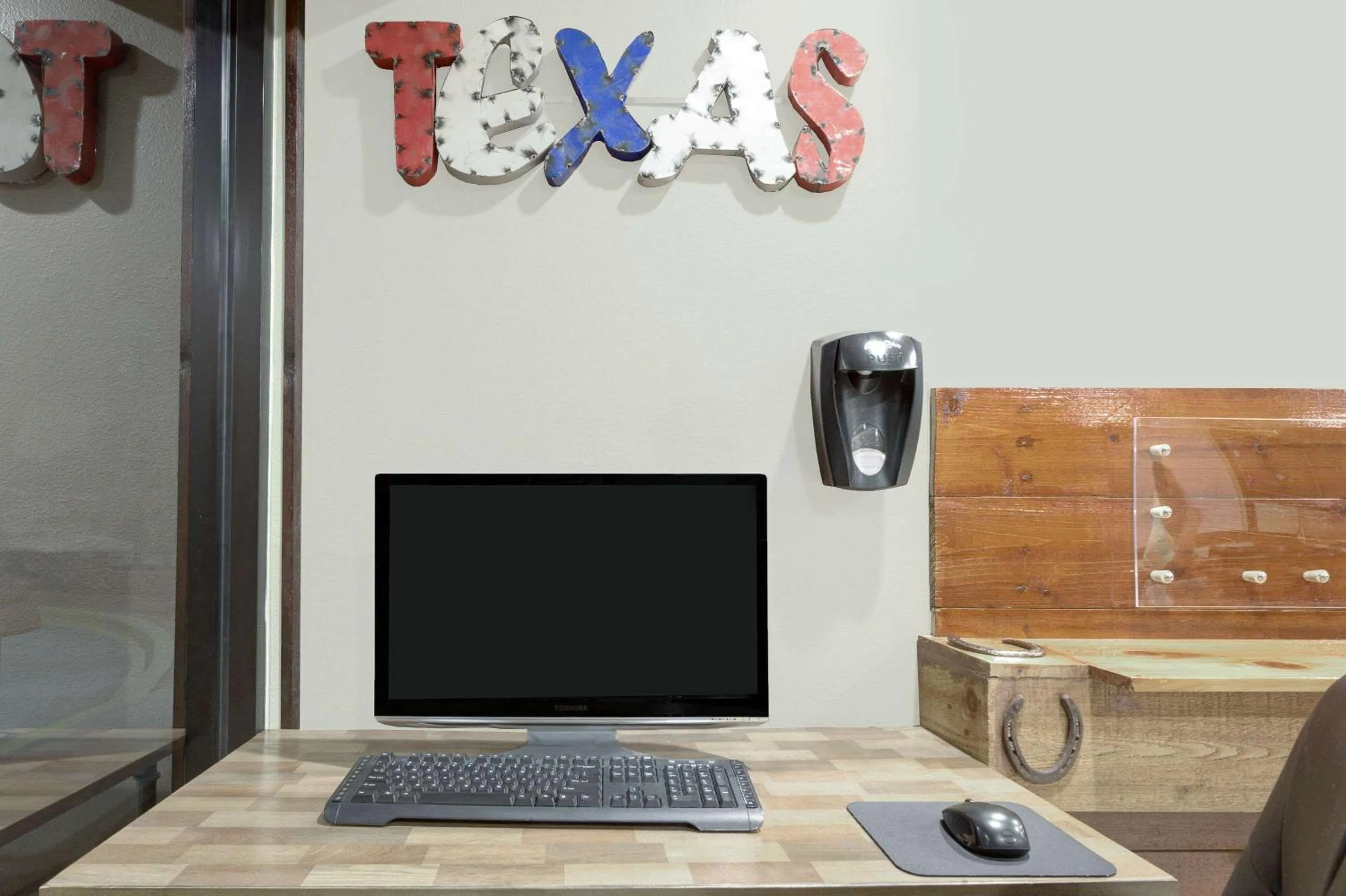 On site in Super 8 by Wyndham Victoria/North/Mall Area