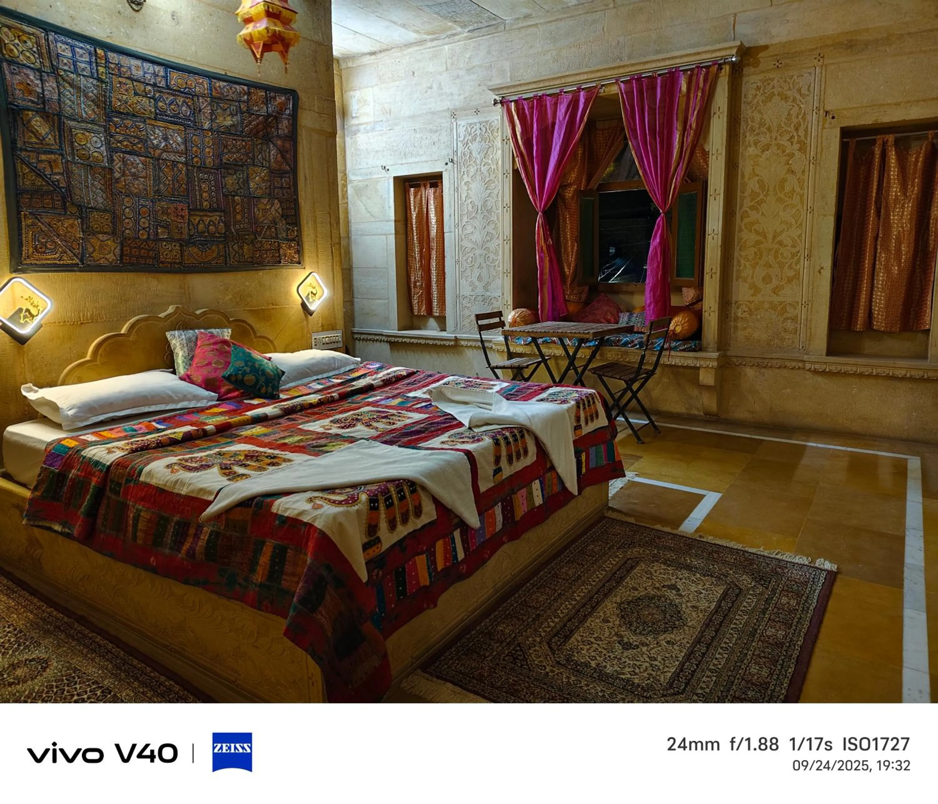 Bed in Hotel Oasis Haveli Jaisalmer