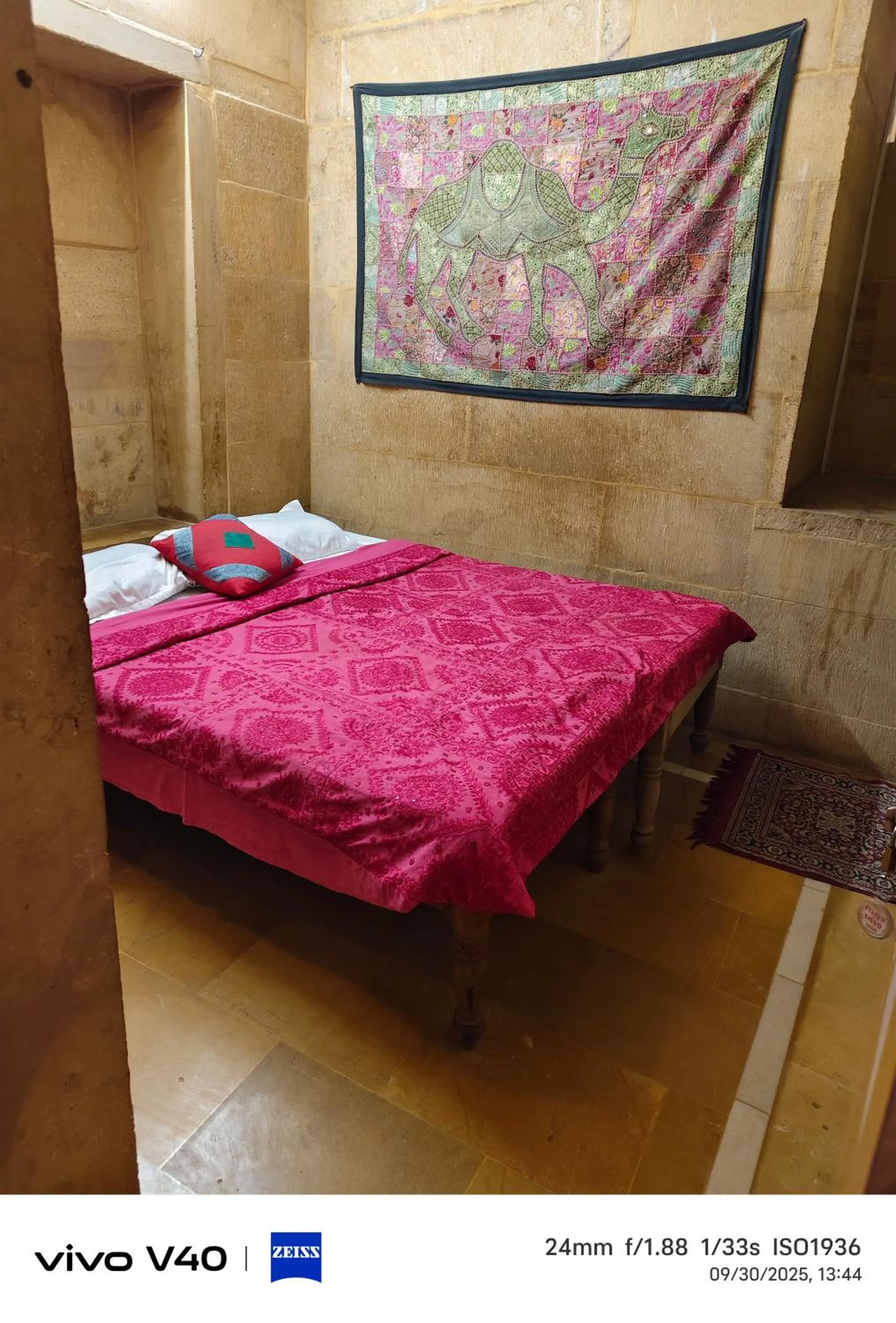Bed in Hotel Oasis Haveli Jaisalmer