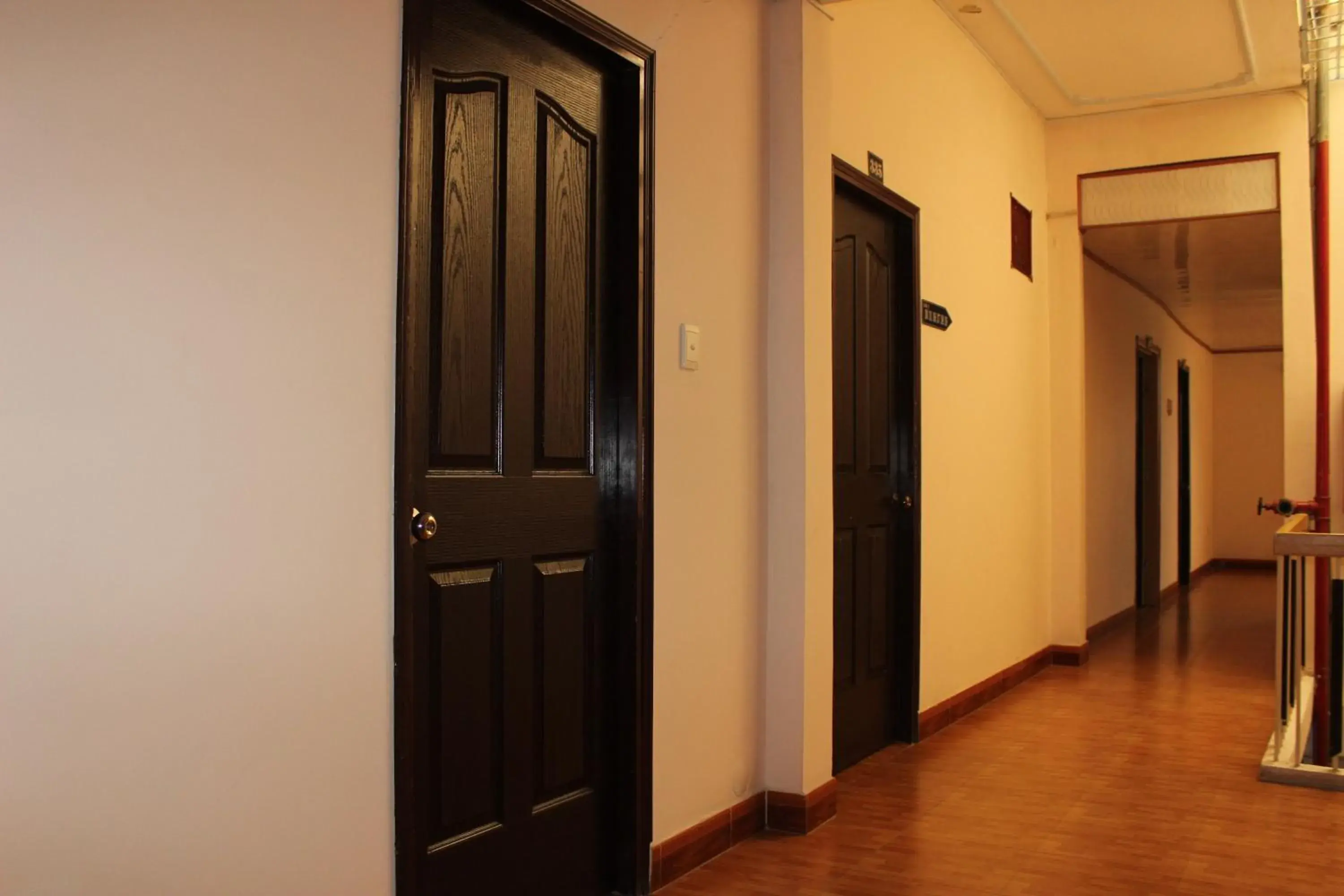 Communal lounge/ TV room in Nhat Binh Hotel Communal lounge/ TV room in Nhat Binh Hotel