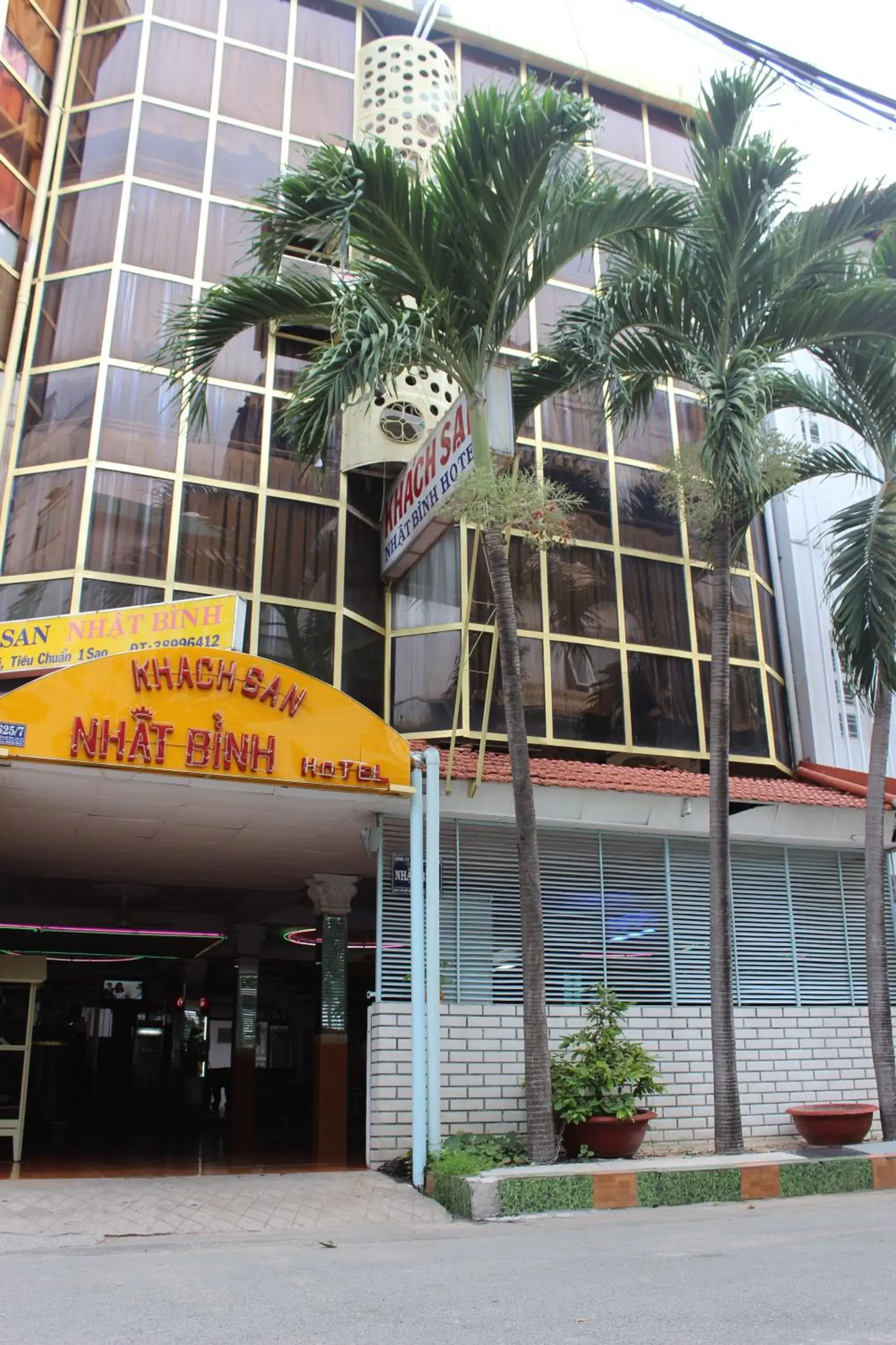 Facade/entrance in Nhat Binh Hotel Facade/entrance in Nhat Binh Hotel