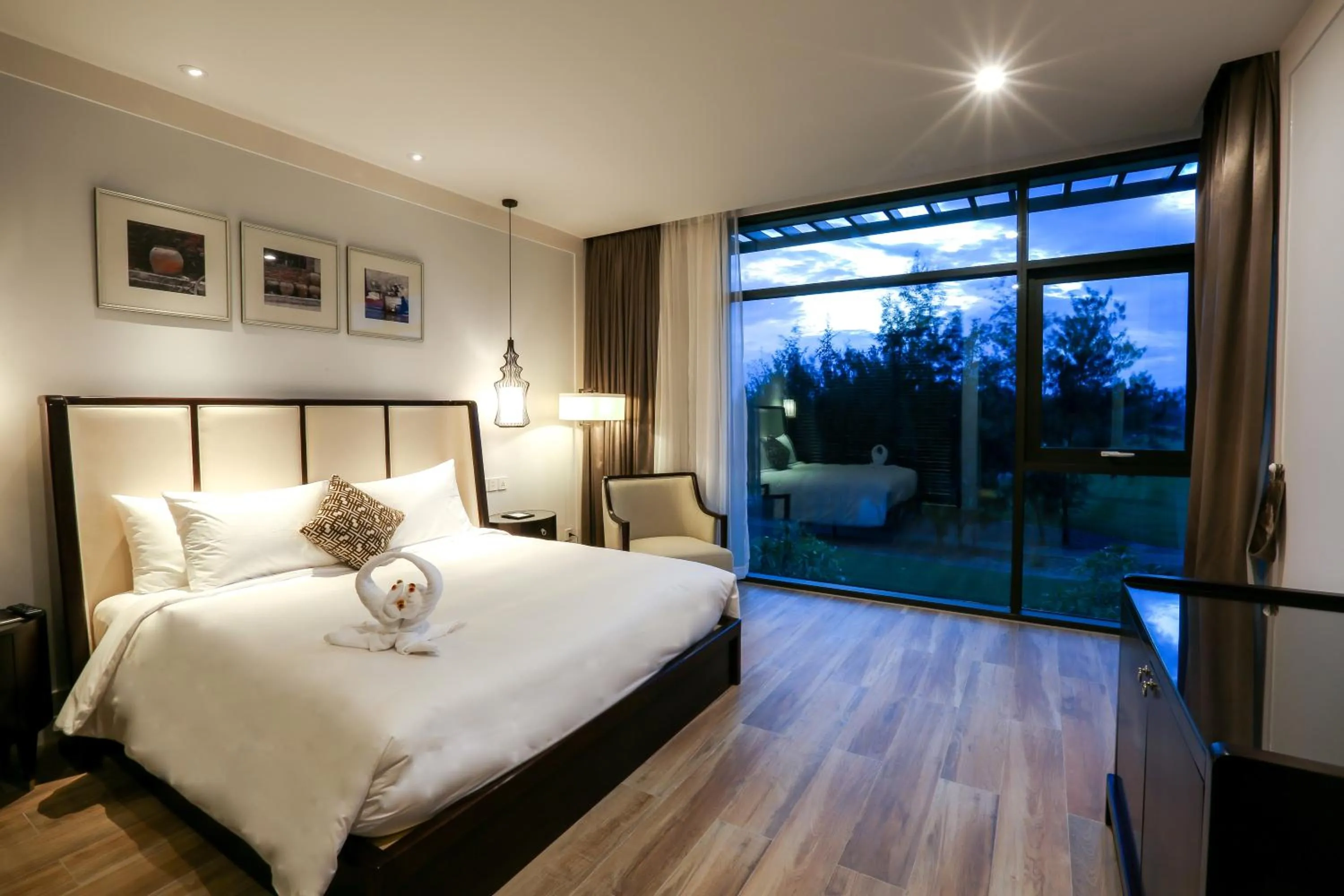 Bed in Montgomerie Links Hotel & Villas