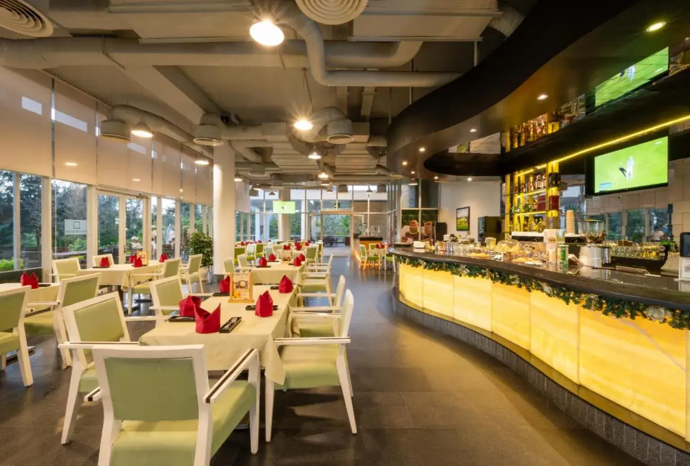 Restaurant/places to eat in Montgomerie Links Hotel & Villas Restaurant/places to eat in Montgomerie Links Hotel & Villas