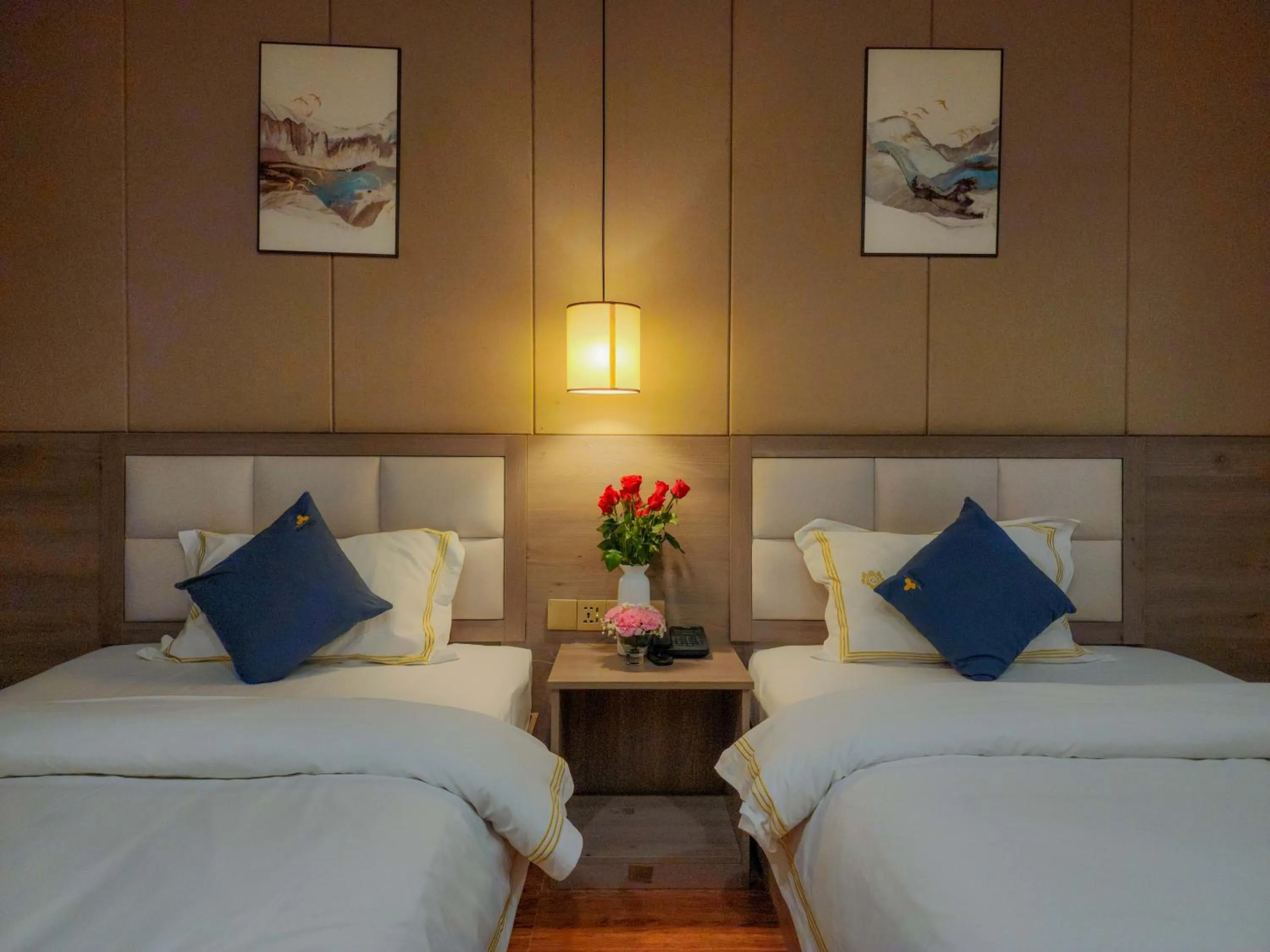 Bedroom in Sunshine Hotel