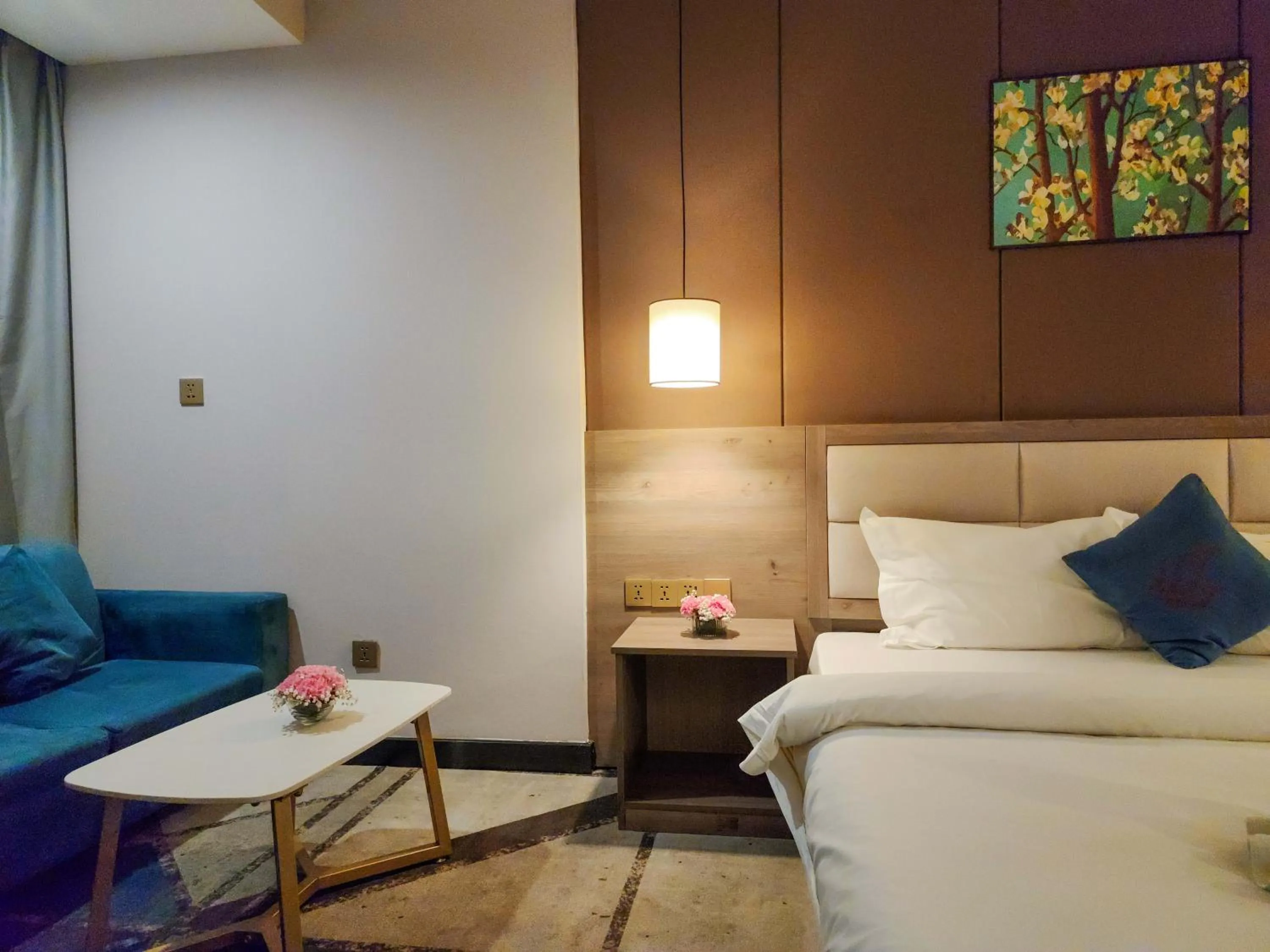 Bedroom in Sunshine Hotel