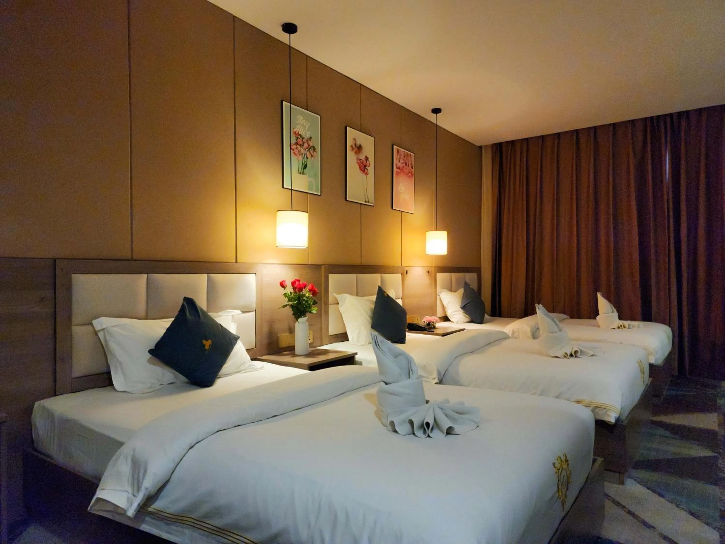 Bedroom in Sunshine Hotel