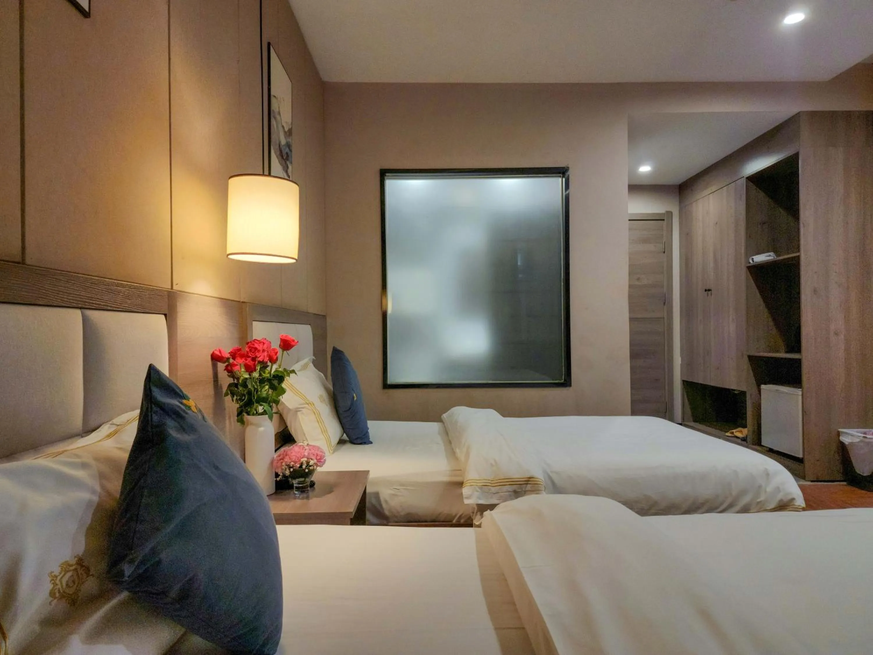 Bedroom in Sunshine Hotel