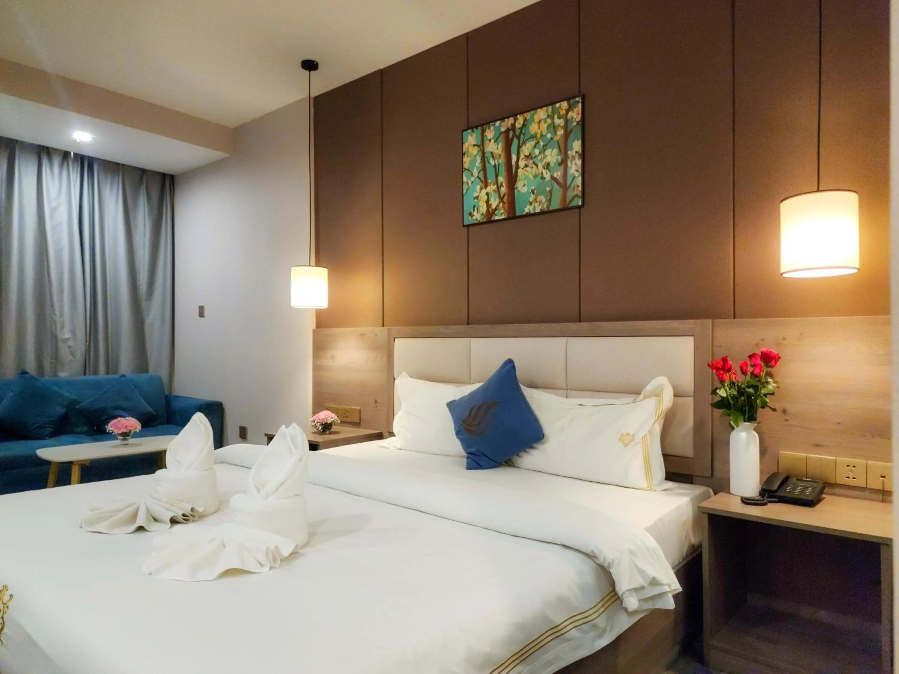 Bedroom in Sunshine Hotel