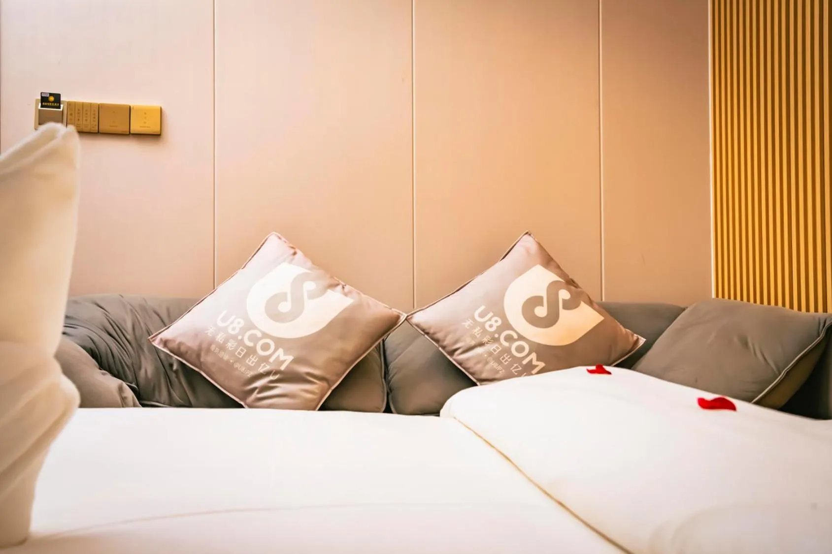 Bed in 889 Boutique Hotel