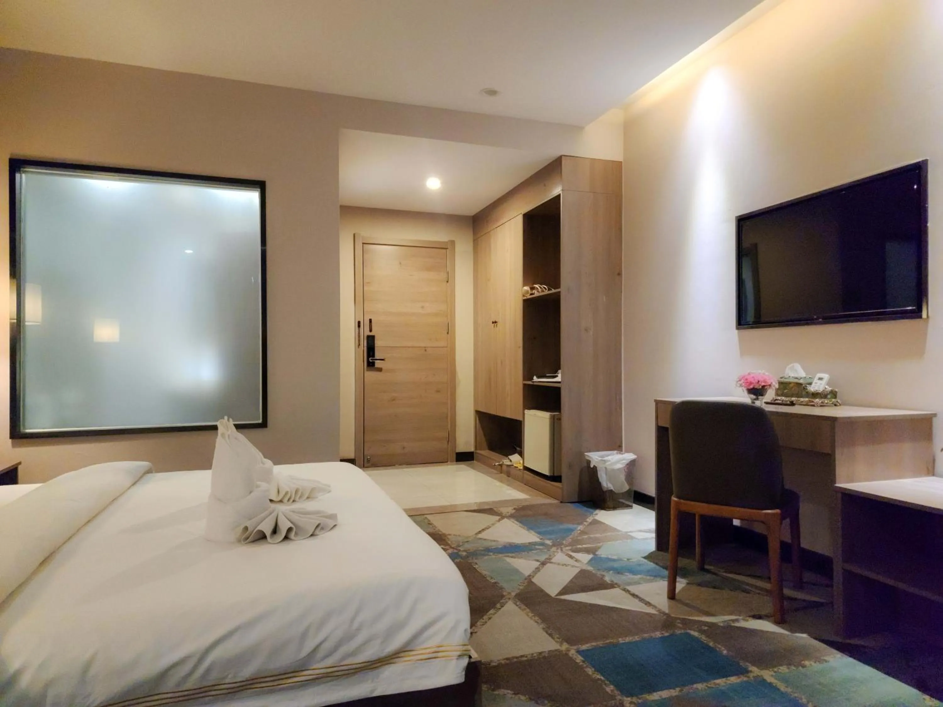 Bedroom in Sunshine Hotel