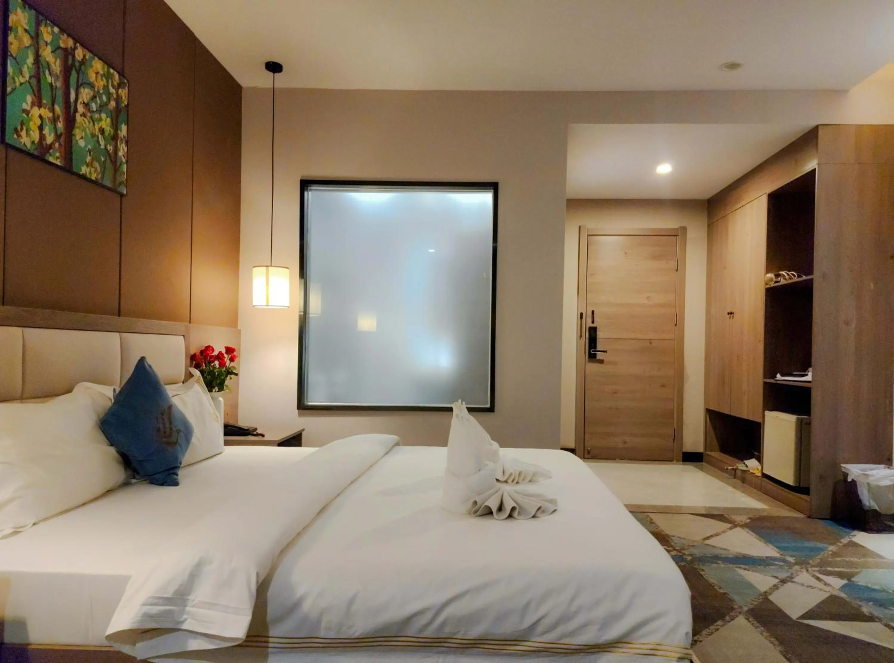 Bedroom in Sunshine Hotel