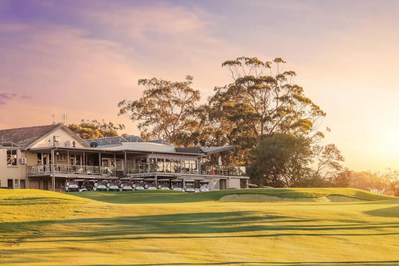 Golfcourse in Coffs Windmill Motel