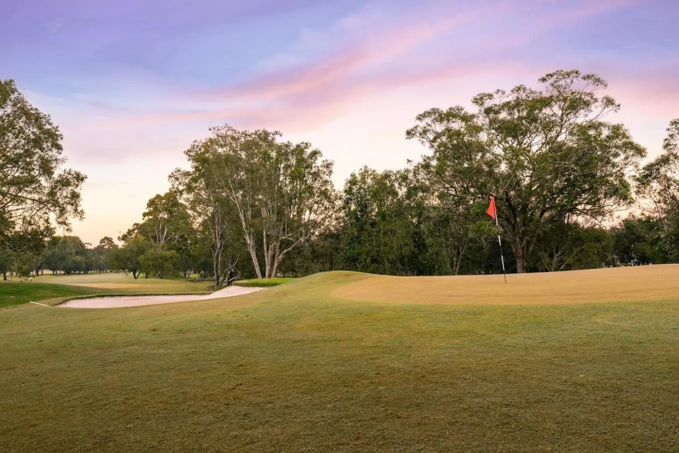 Golfcourse in Coffs Windmill Motel