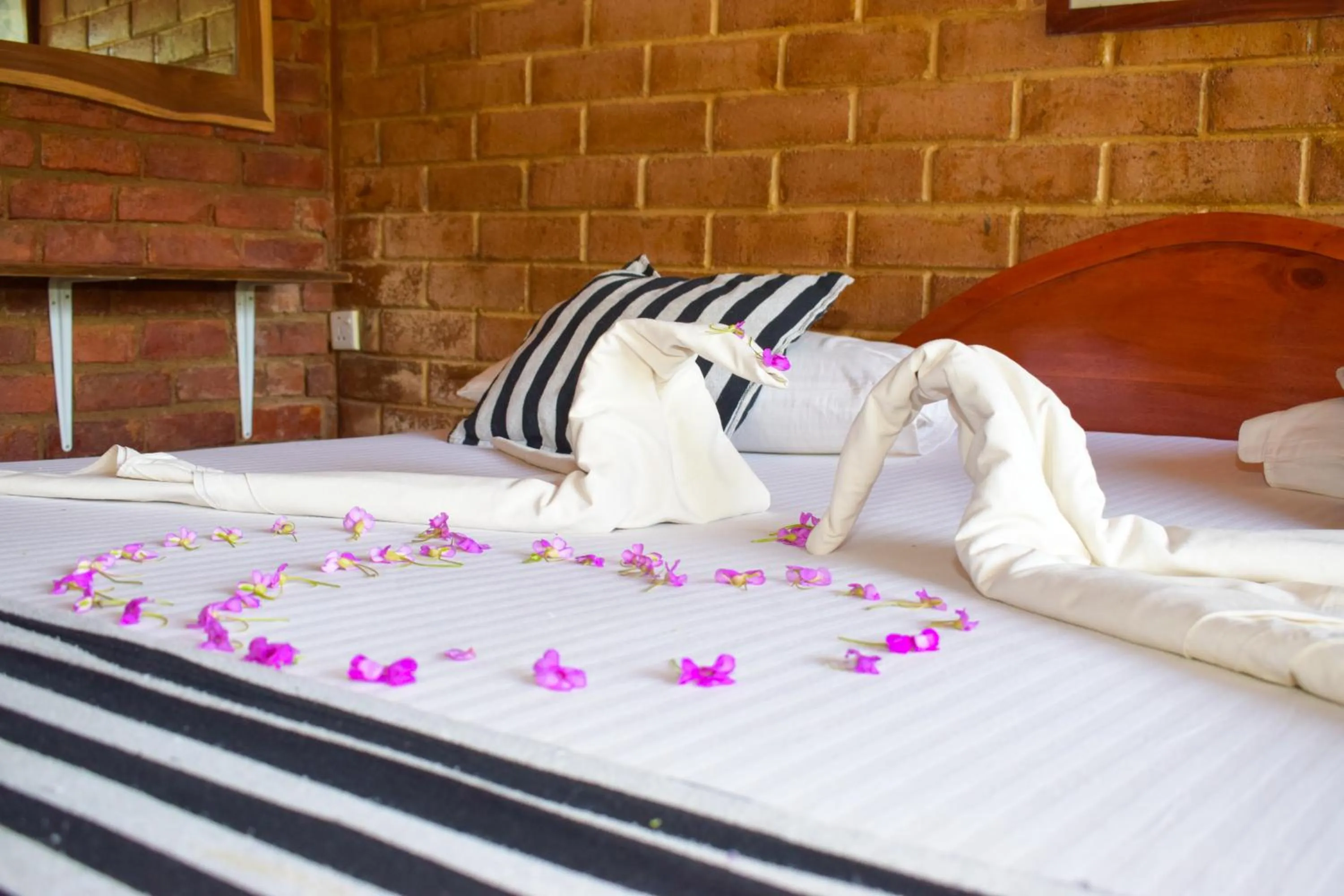 Bed in Rafters Retreat