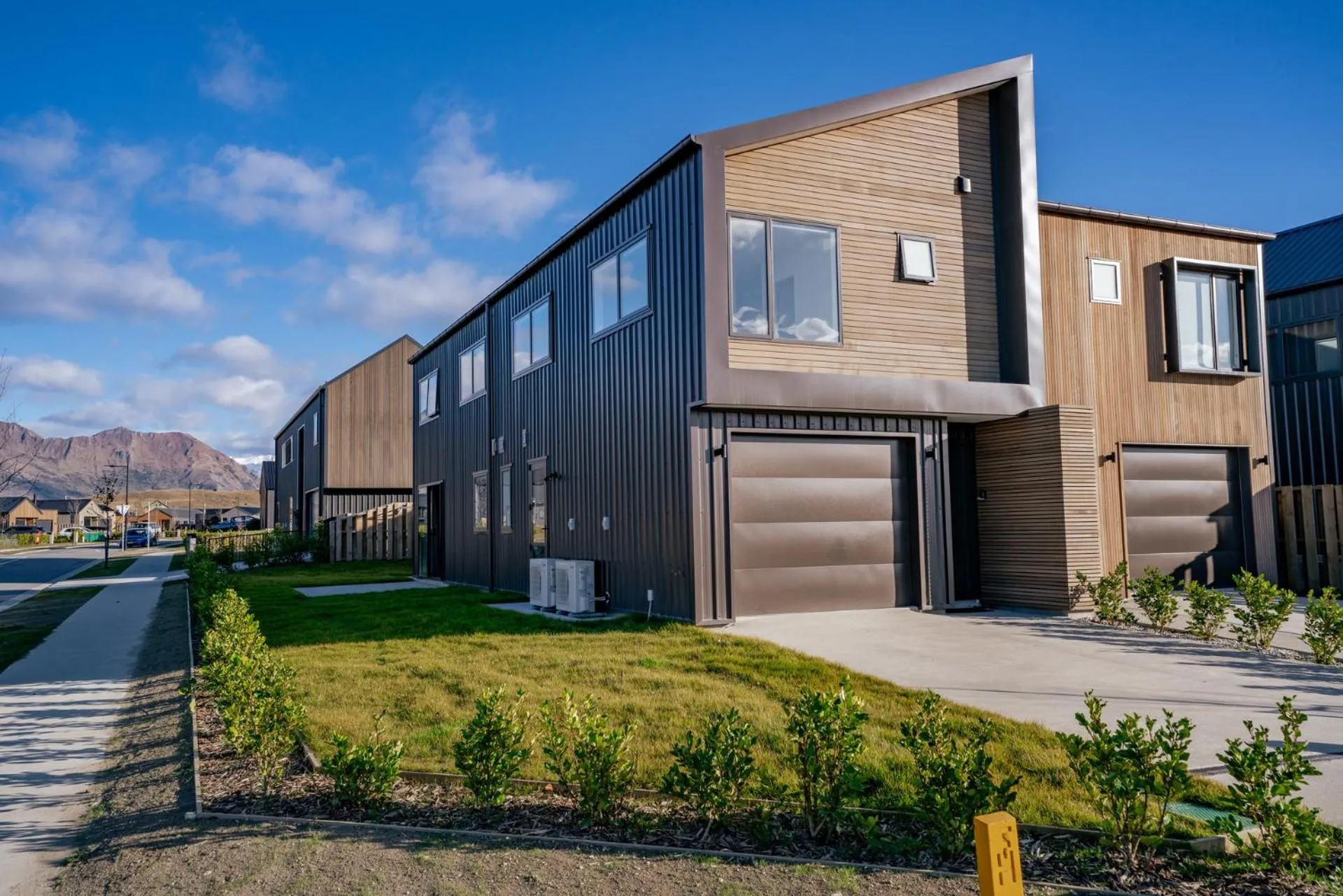 Property building in Wanaka Wonder - Wanaka Holiday Home