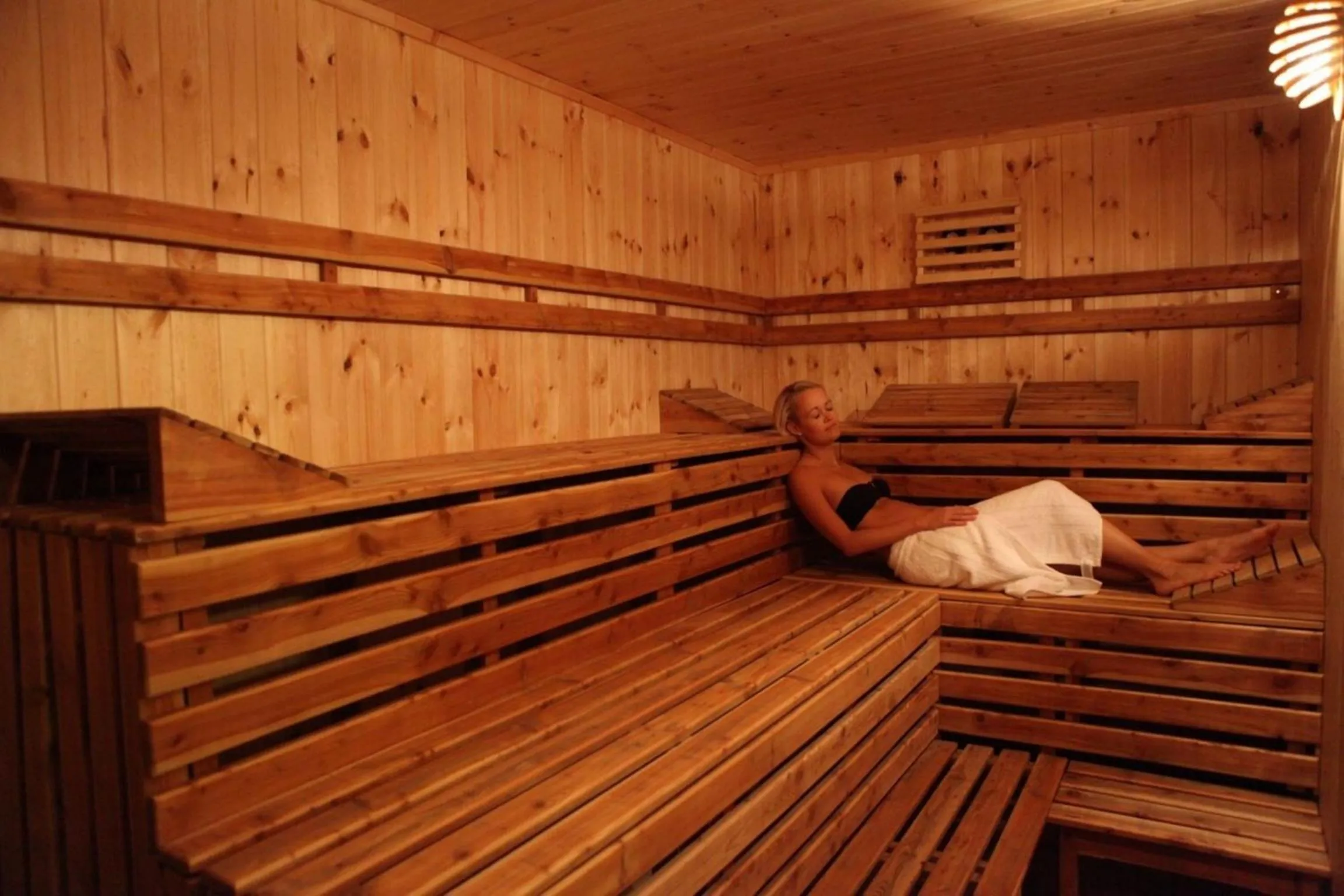 Spa and wellness centre/facilities in Stan és Panzió