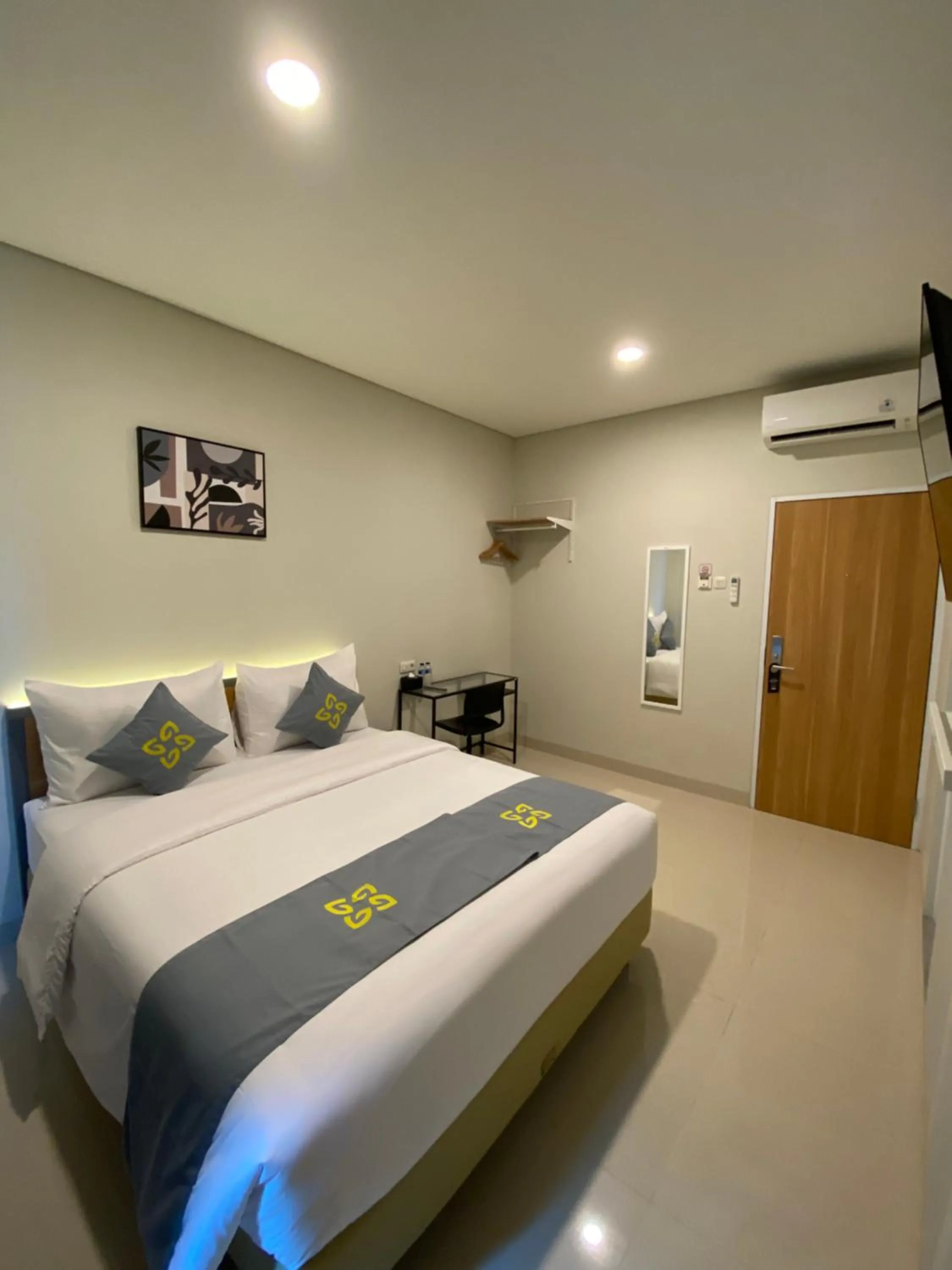 Bed in Ghurfati Hotel Wedana