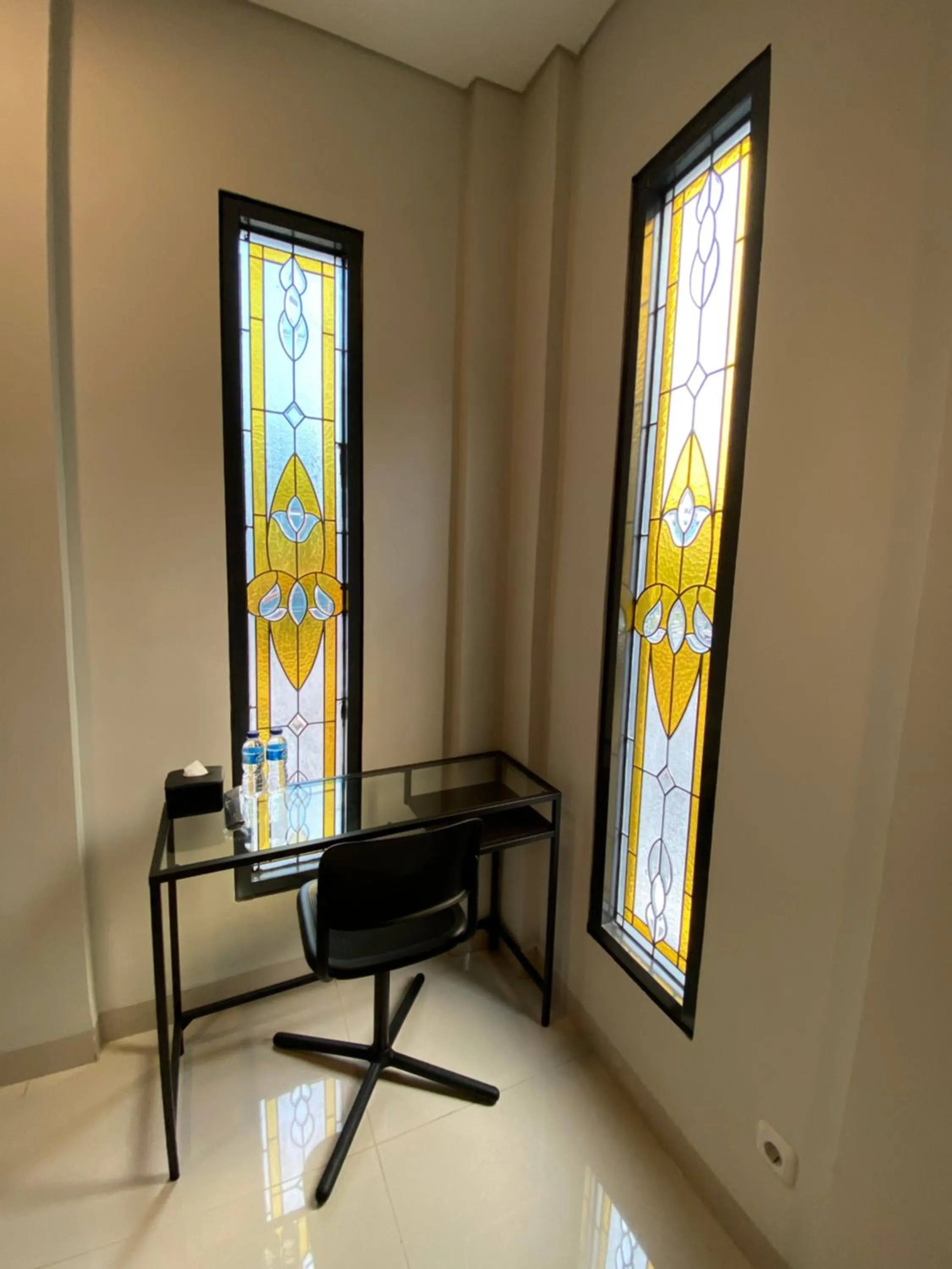 Ghurfati Hotel Wedana