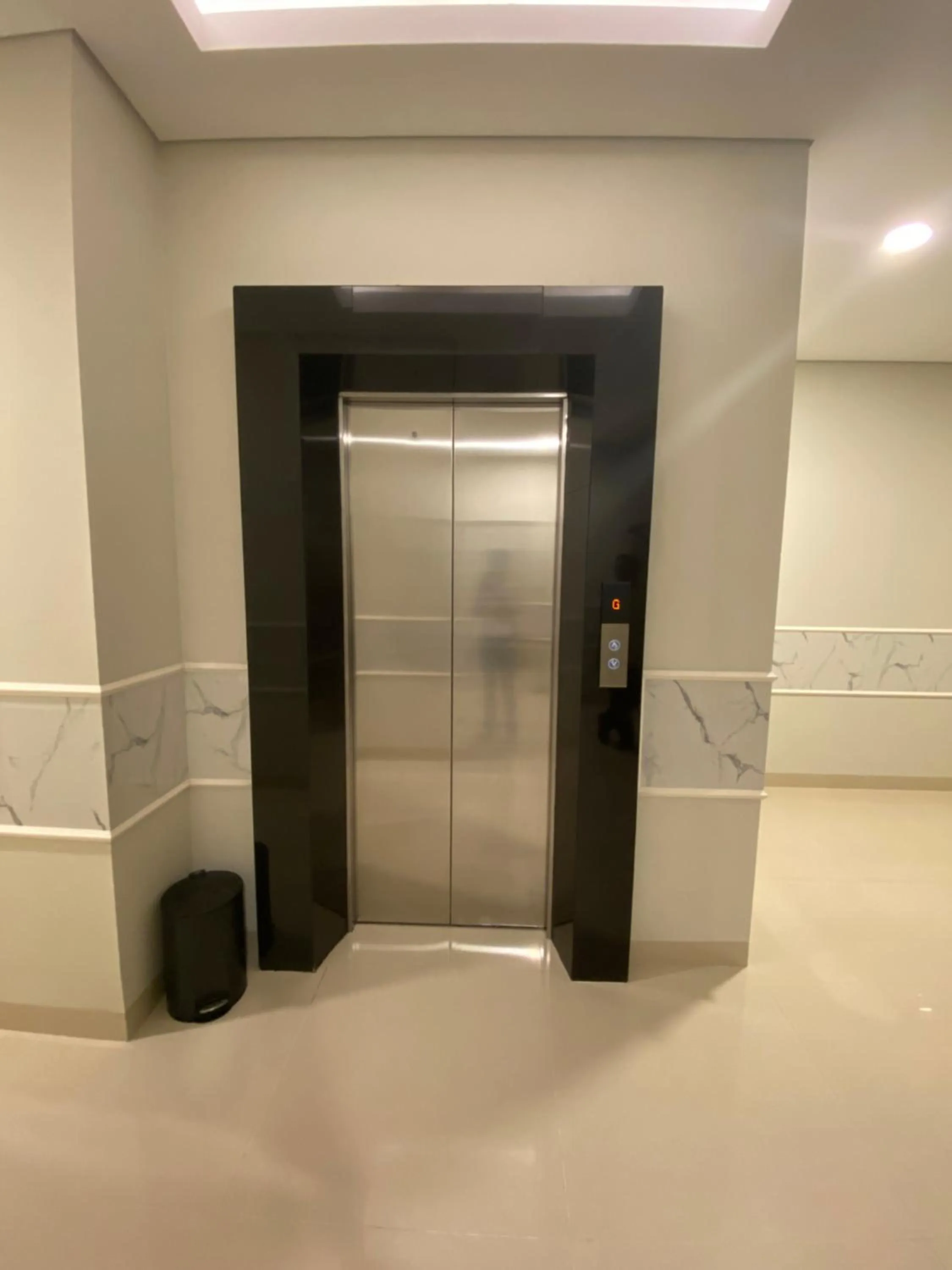 Ghurfati Hotel Wedana