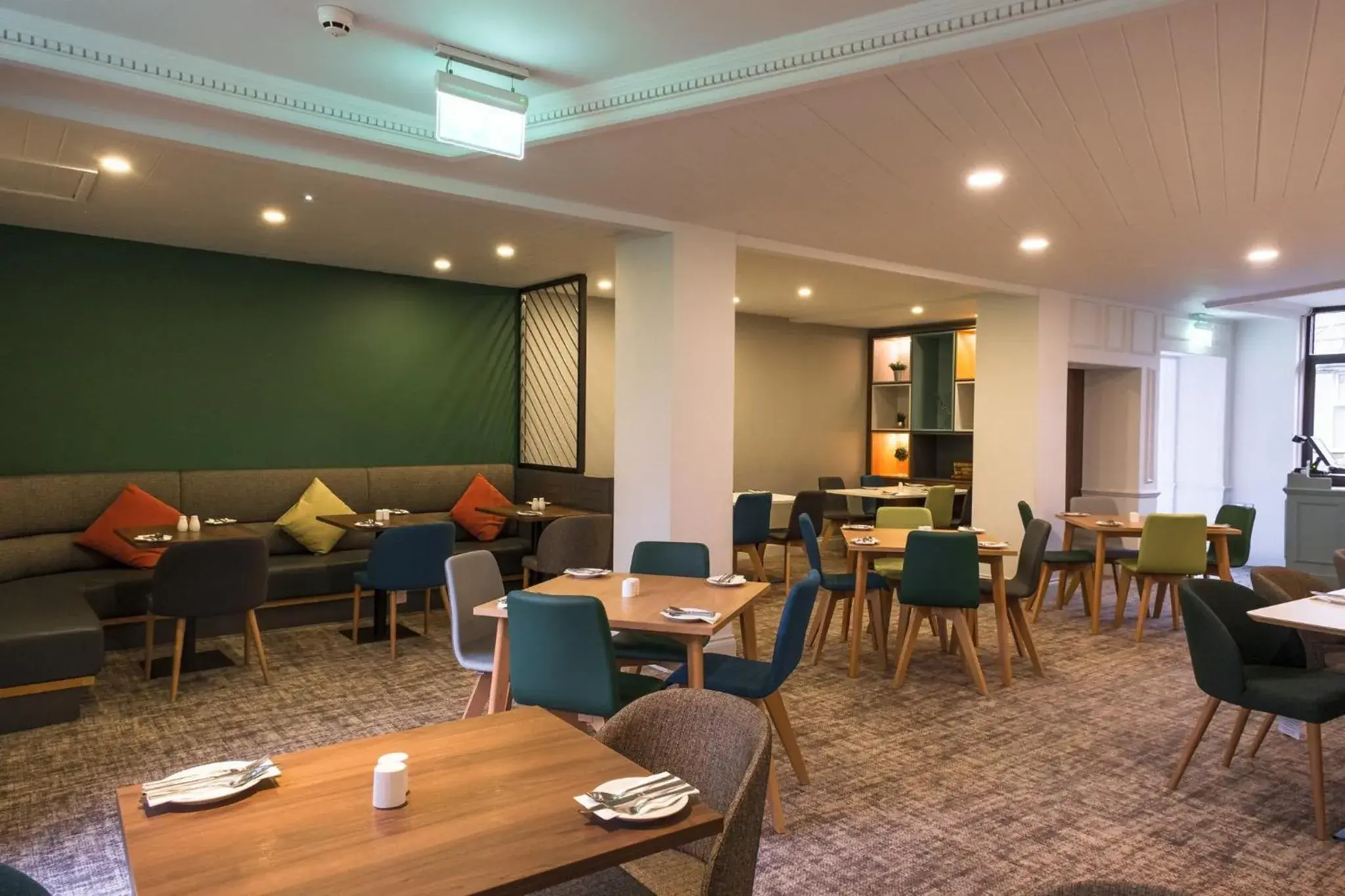 Restaurant/places to eat in Holiday Inn Doncaster A1- M Jct 36 by IHG Restaurant/places to eat in Holiday Inn Doncaster A1- M Jct 36 by IHG