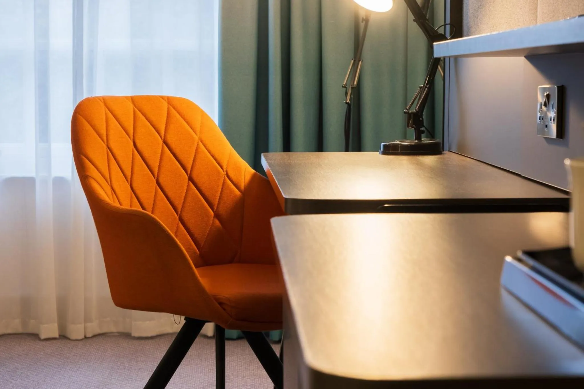 Bedroom in Holiday Inn Doncaster A1- M Jct 36 by IHG