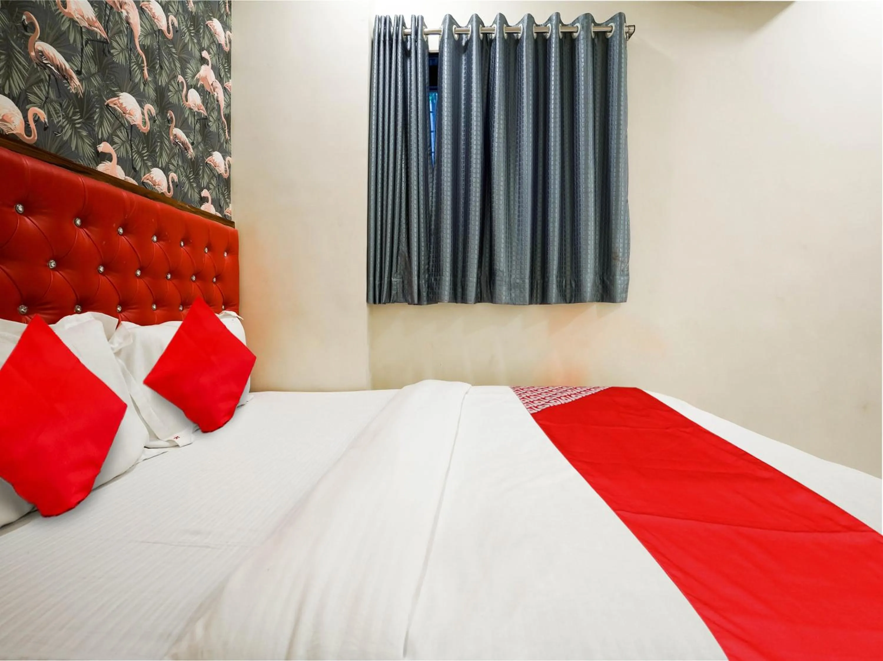 Bedroom in Hotel O King Residency Near Bharat Talkies