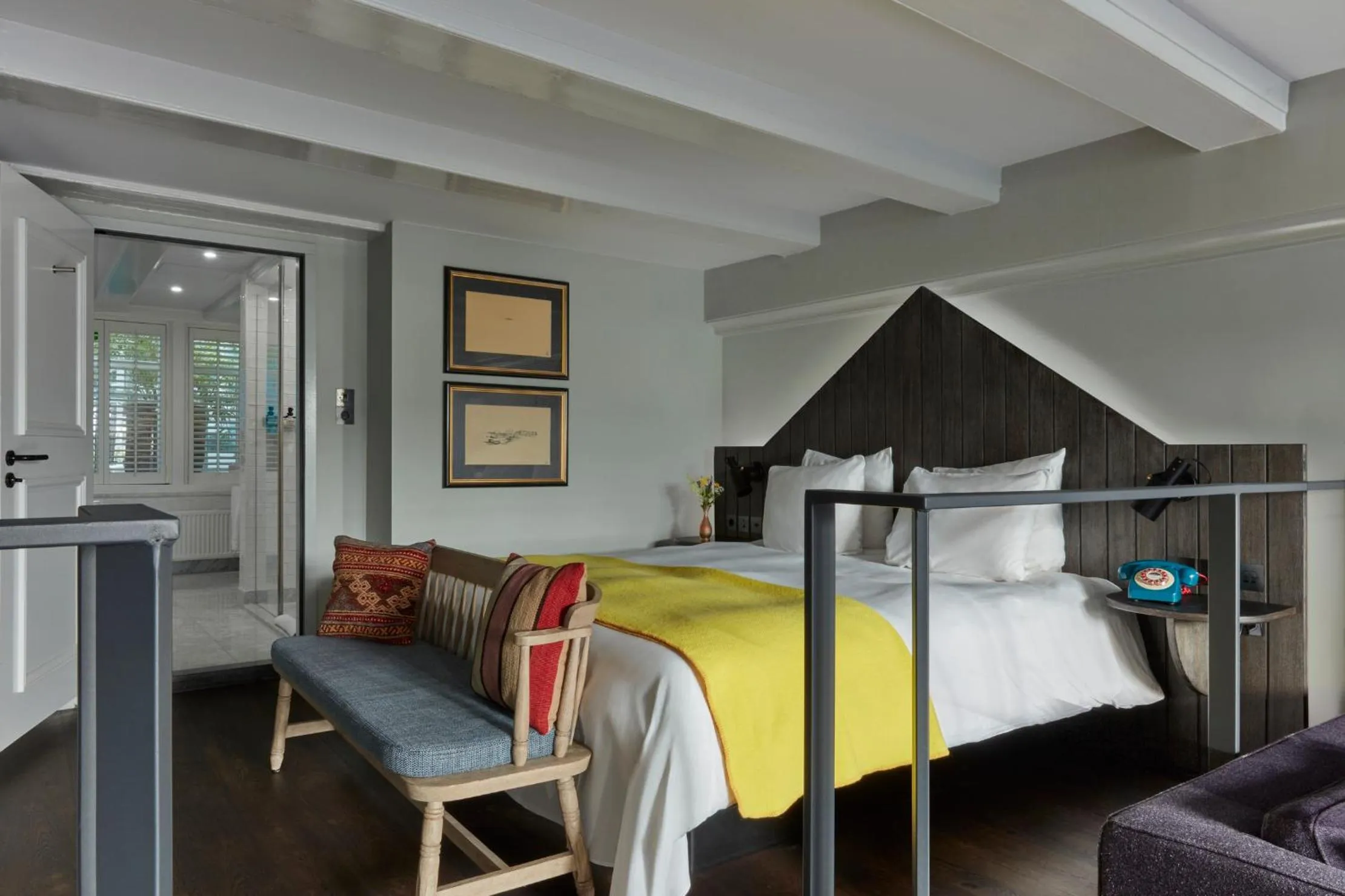 Bedroom, Bed in Pulitzer Amsterdam