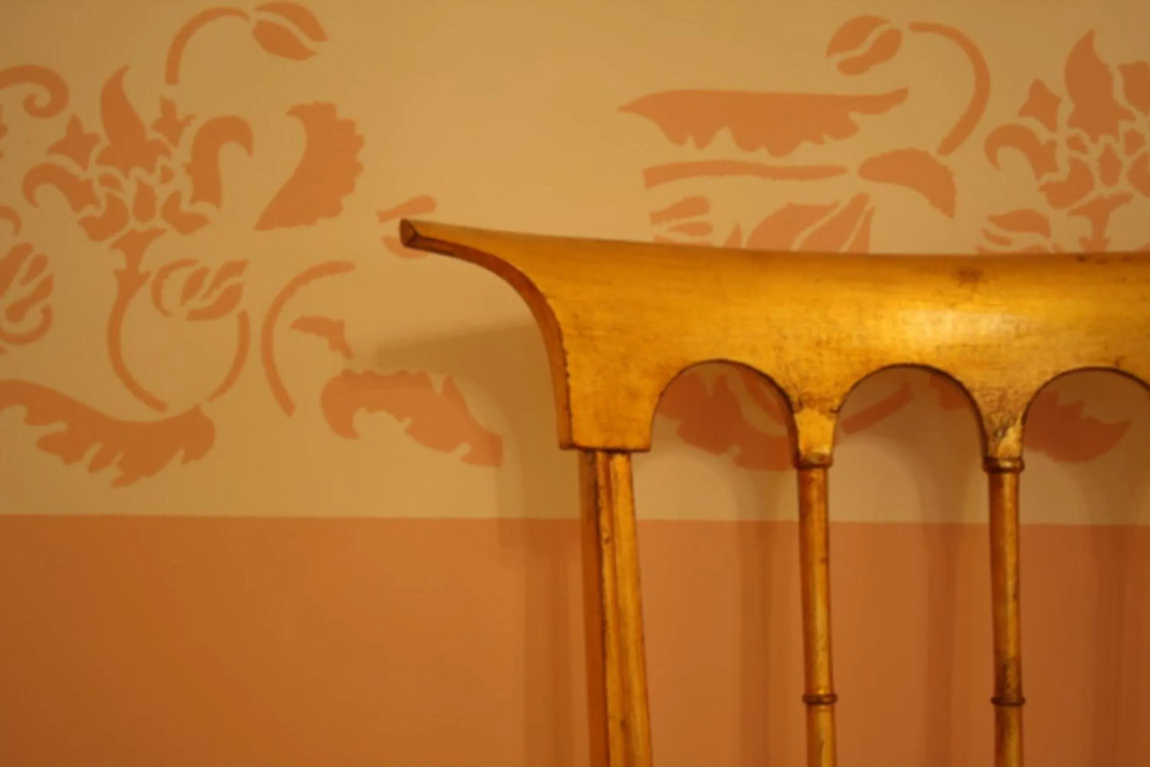 Decorative detail in ex BENEFICIO Santa MARIA della SCALA B&B de Charme