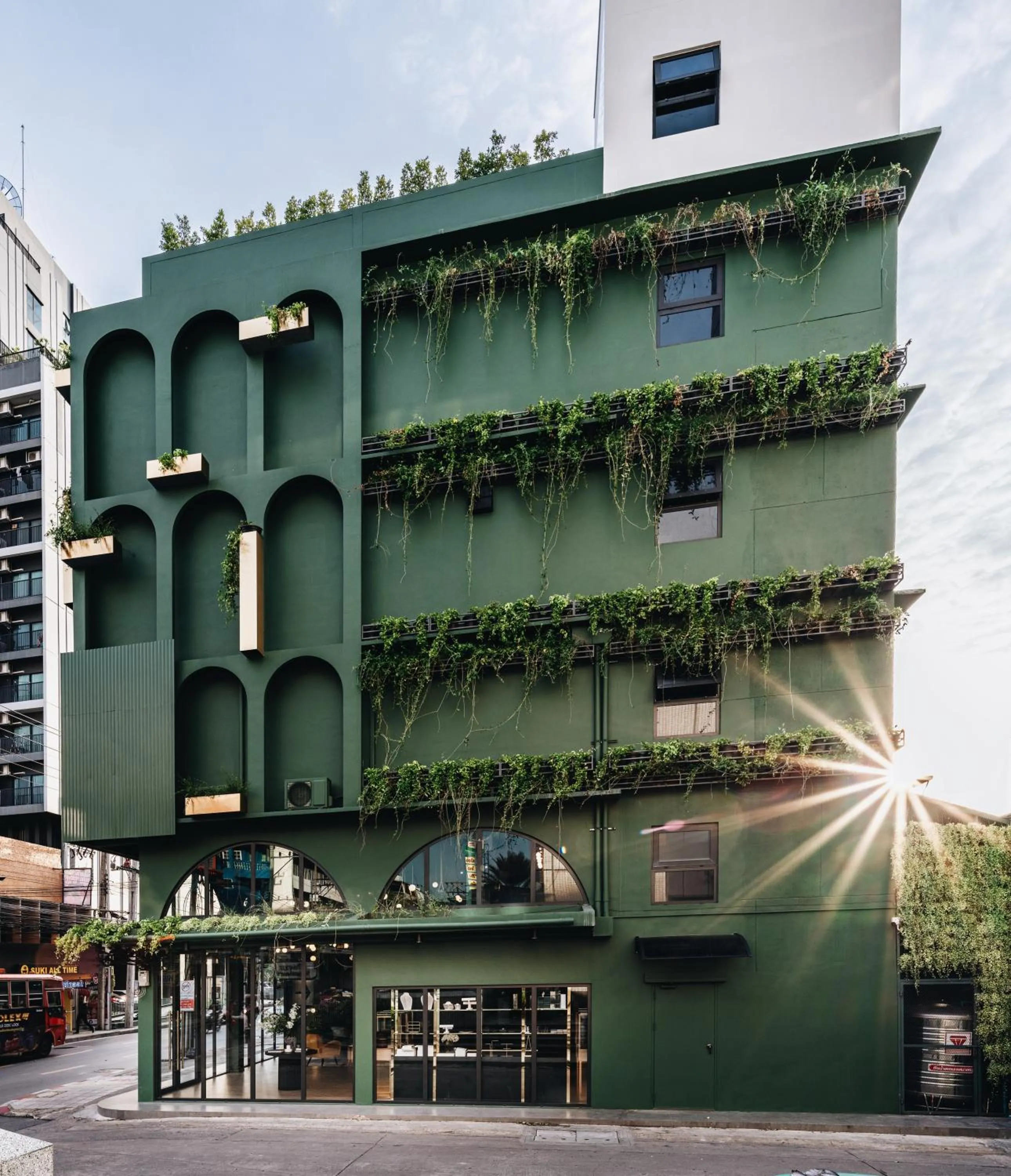 Property building in Cher Hostel Bangkok