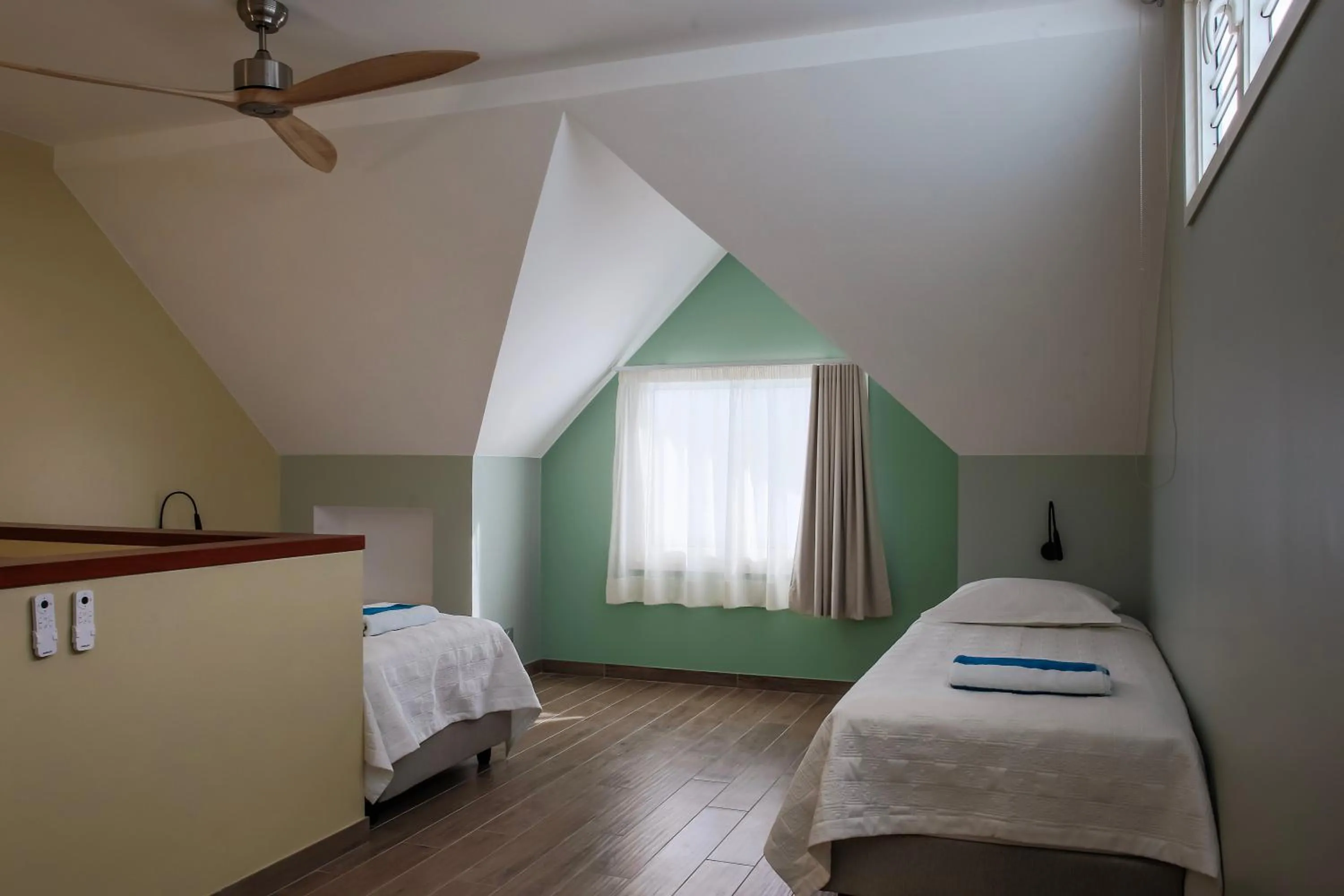 Bedroom, Bed in Niu Beach Hôtel Moorea