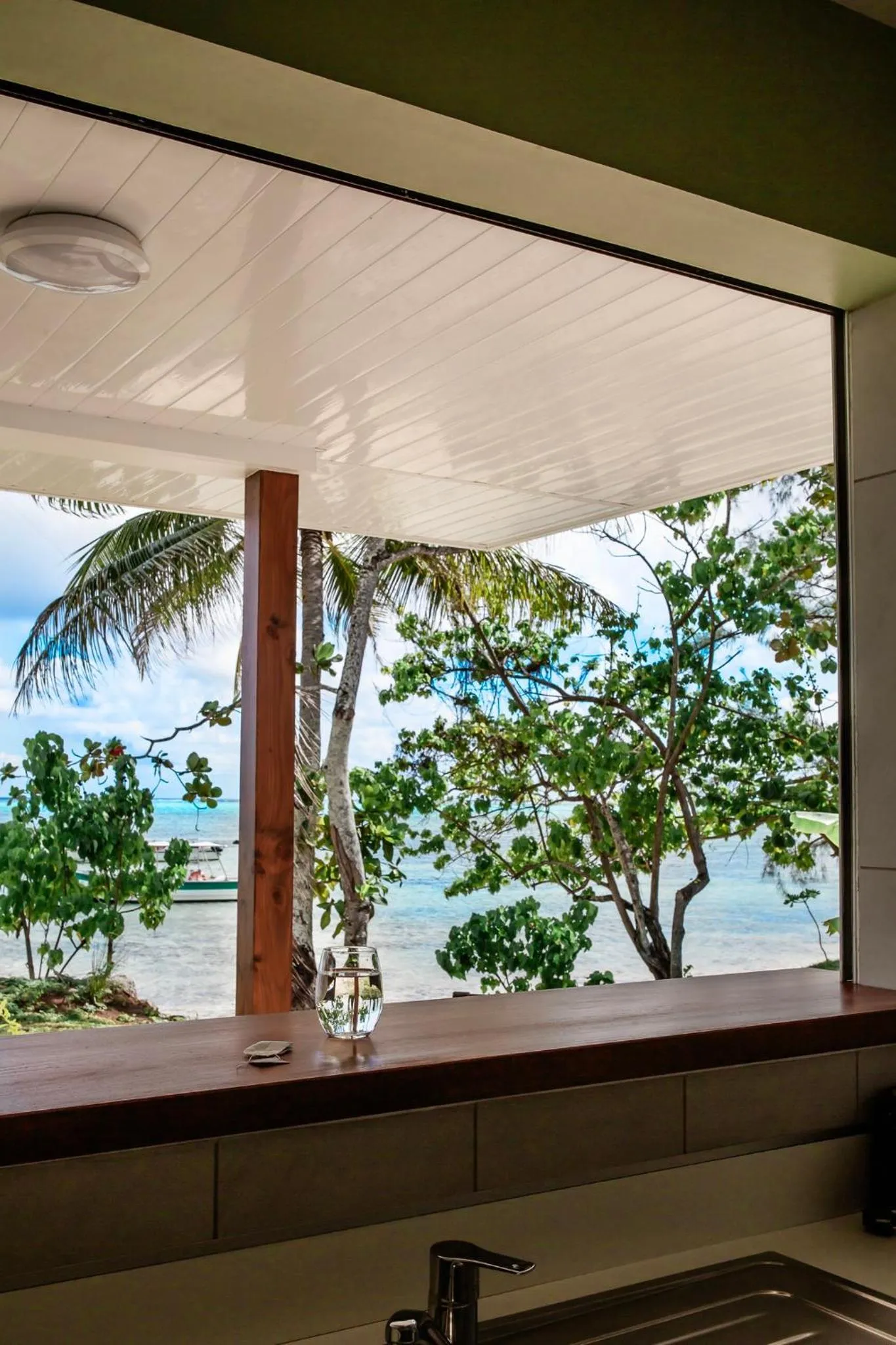 Sea view in Niu Beach Hôtel Moorea