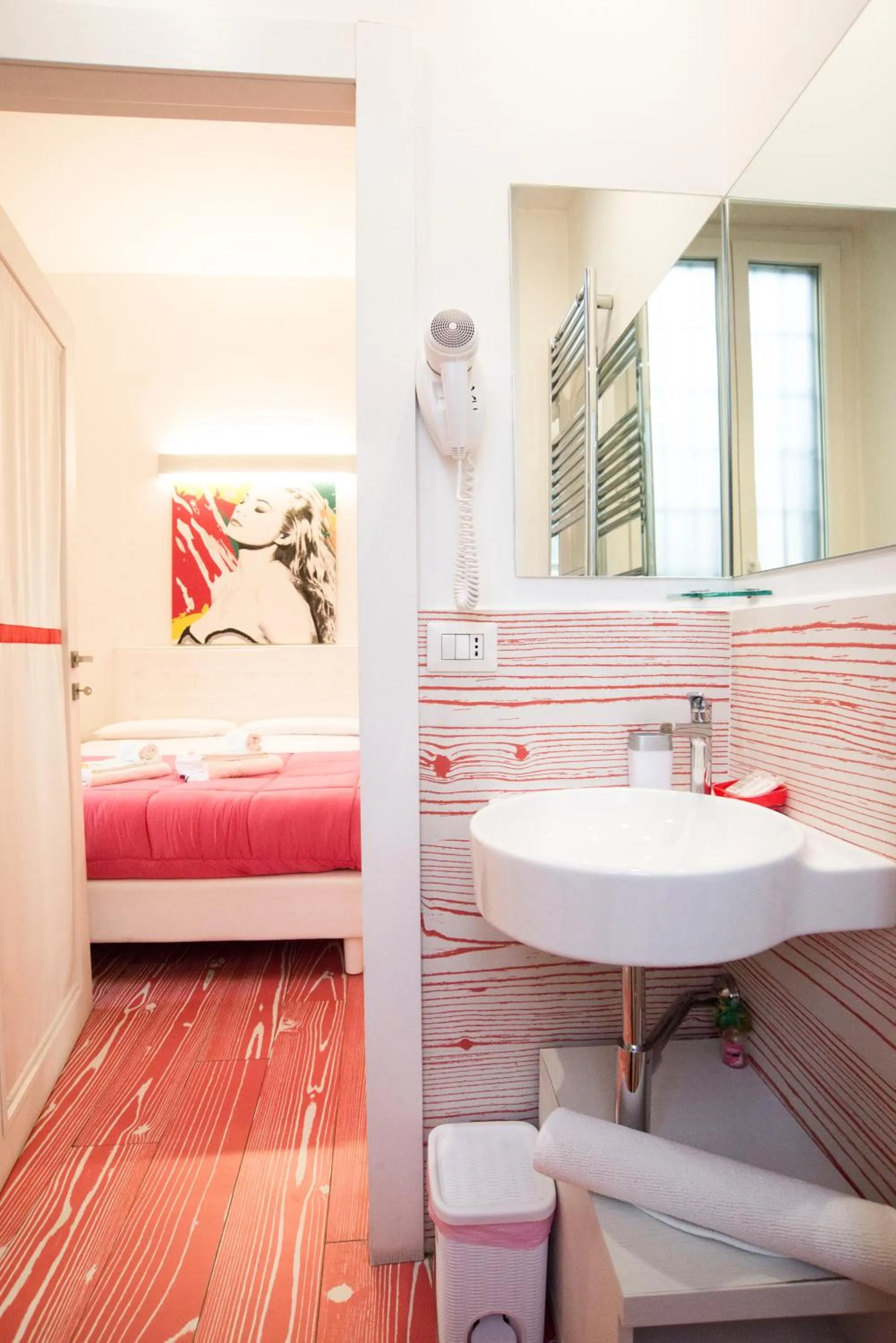 Bed in Divine Bed & Breakfast