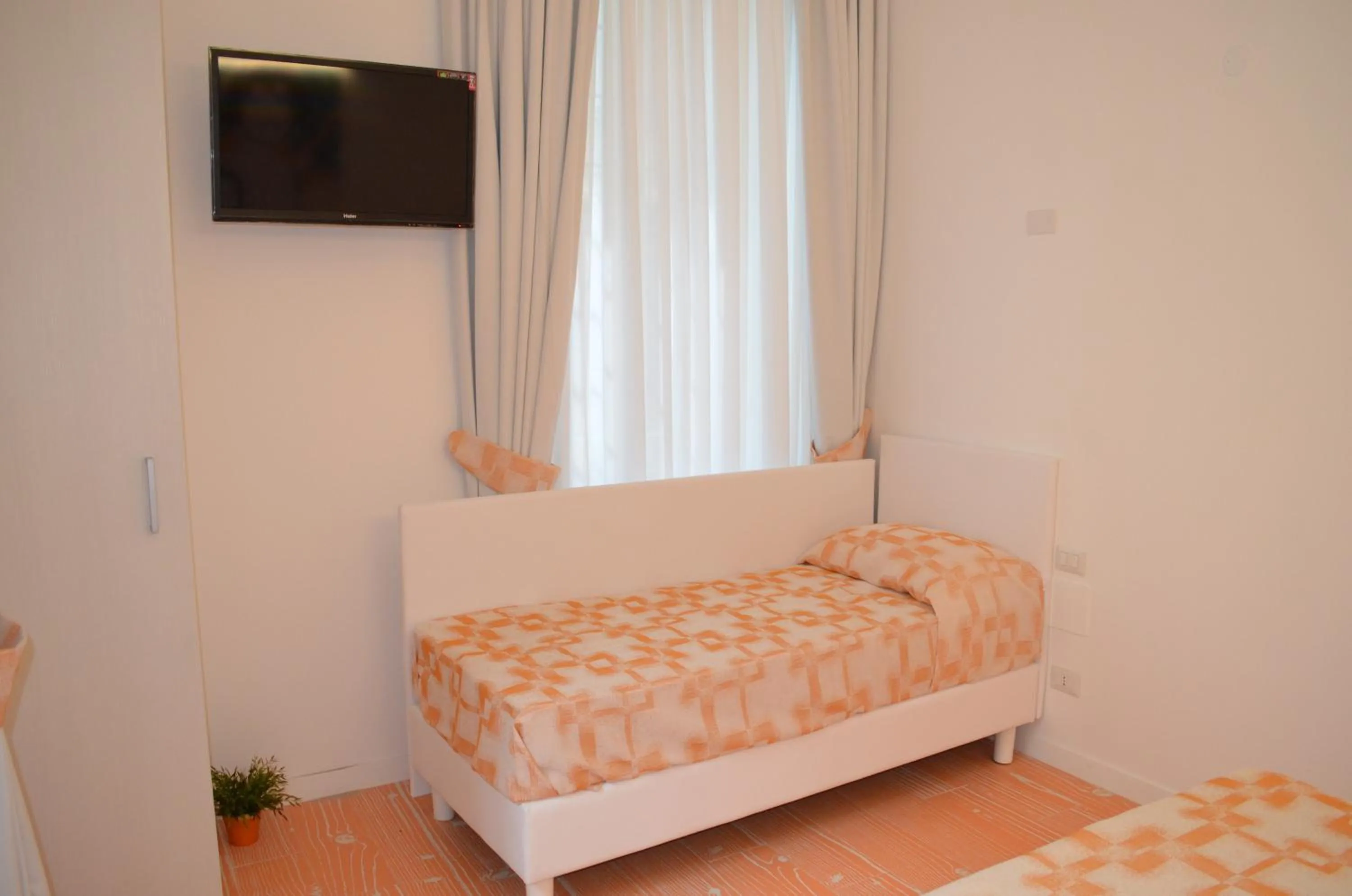 Bed in Divine Bed & Breakfast