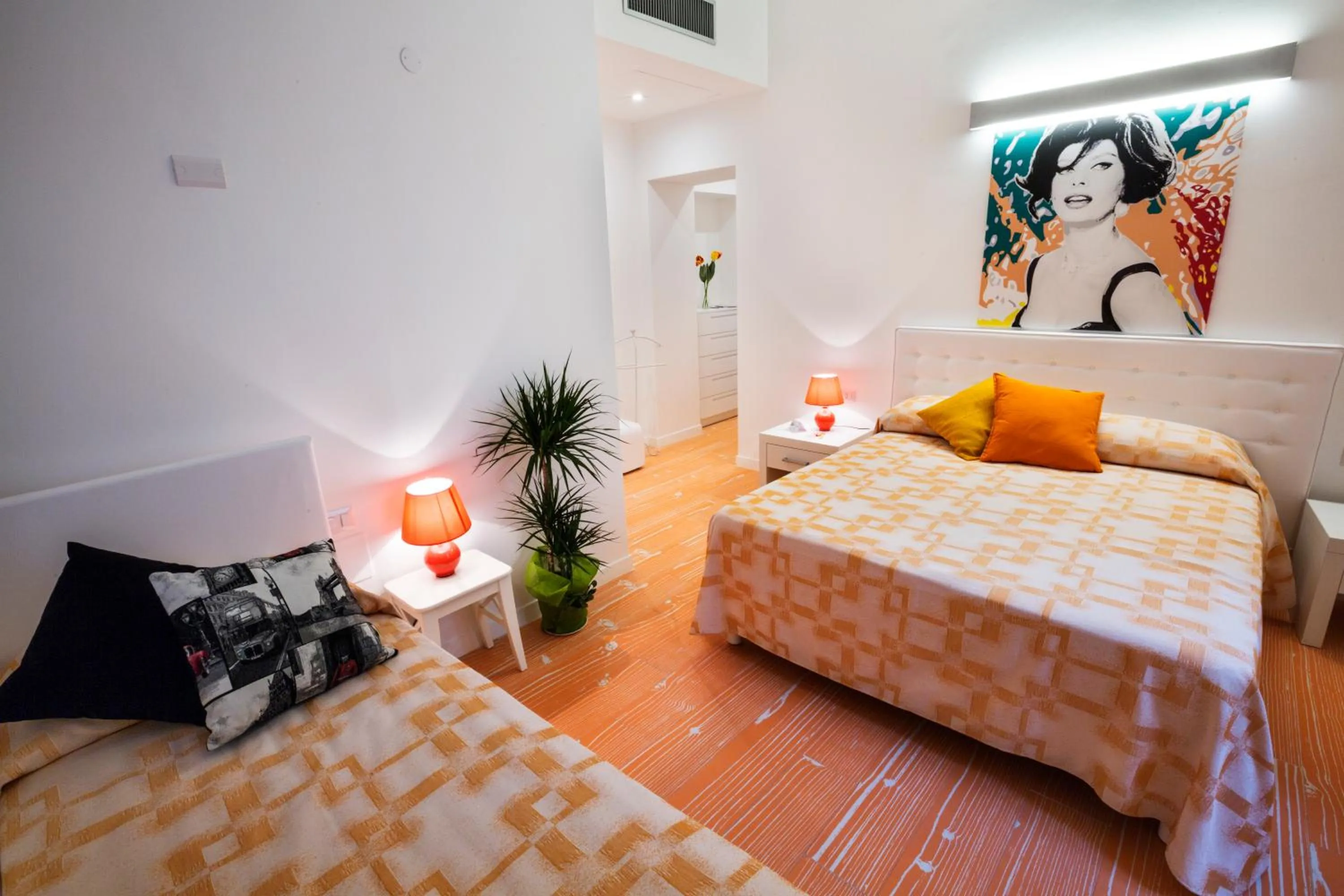 Bedroom, Bed in Divine Bed & Breakfast