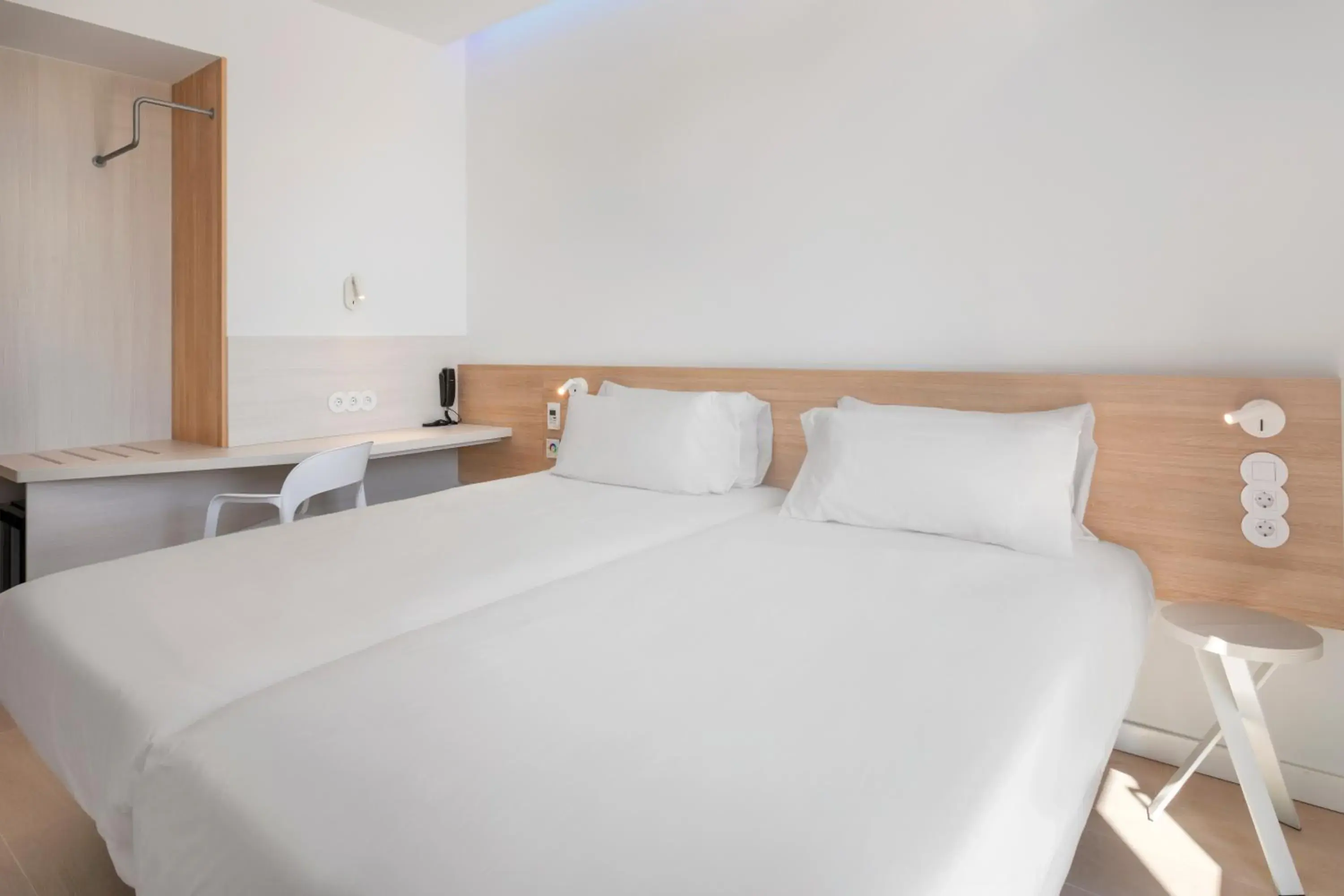 Bedroom, Bed in B&B HOTEL Lleida Bedroom, Bed in B&B HOTEL Lleida