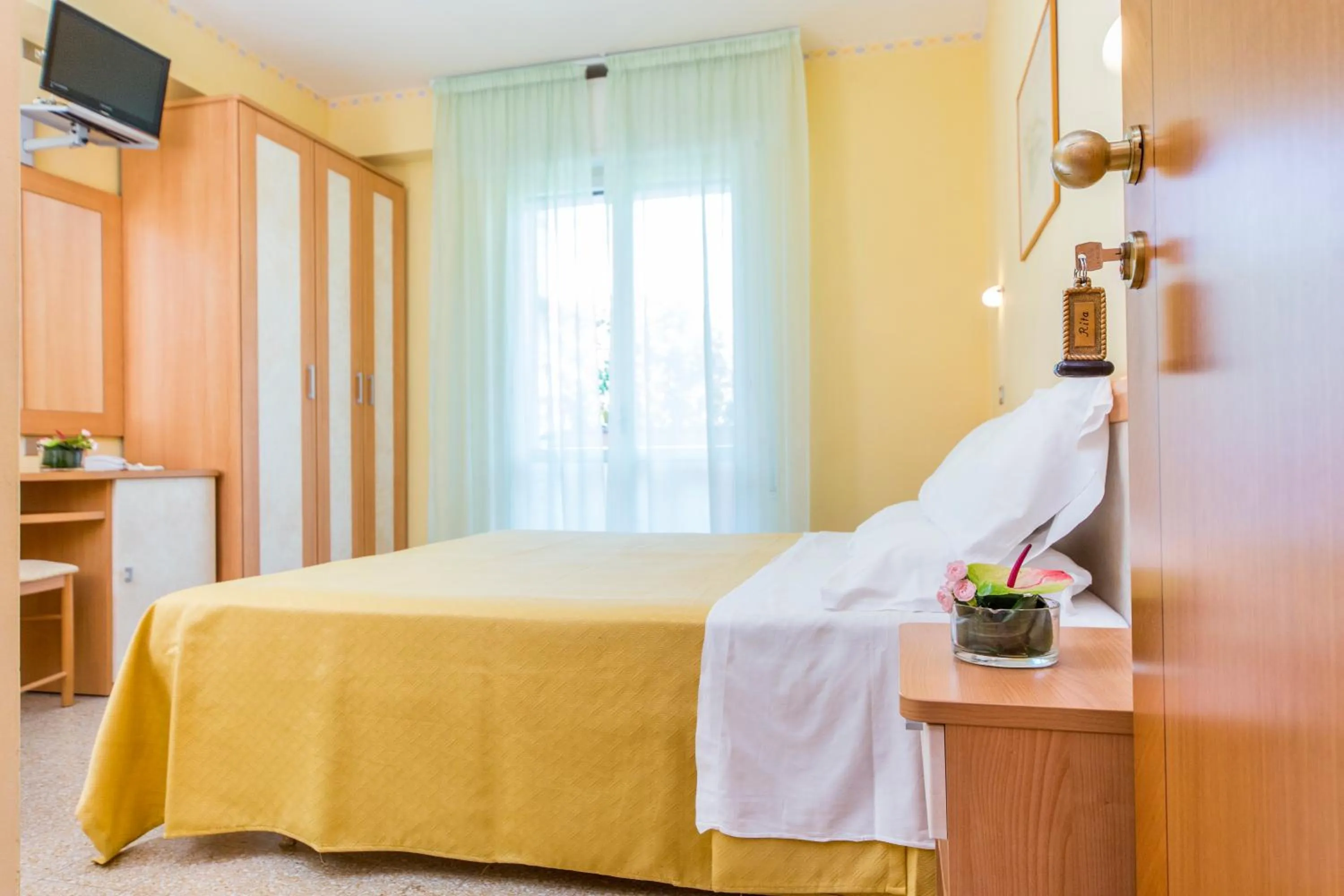 Photo of the whole room in Hotel Rita