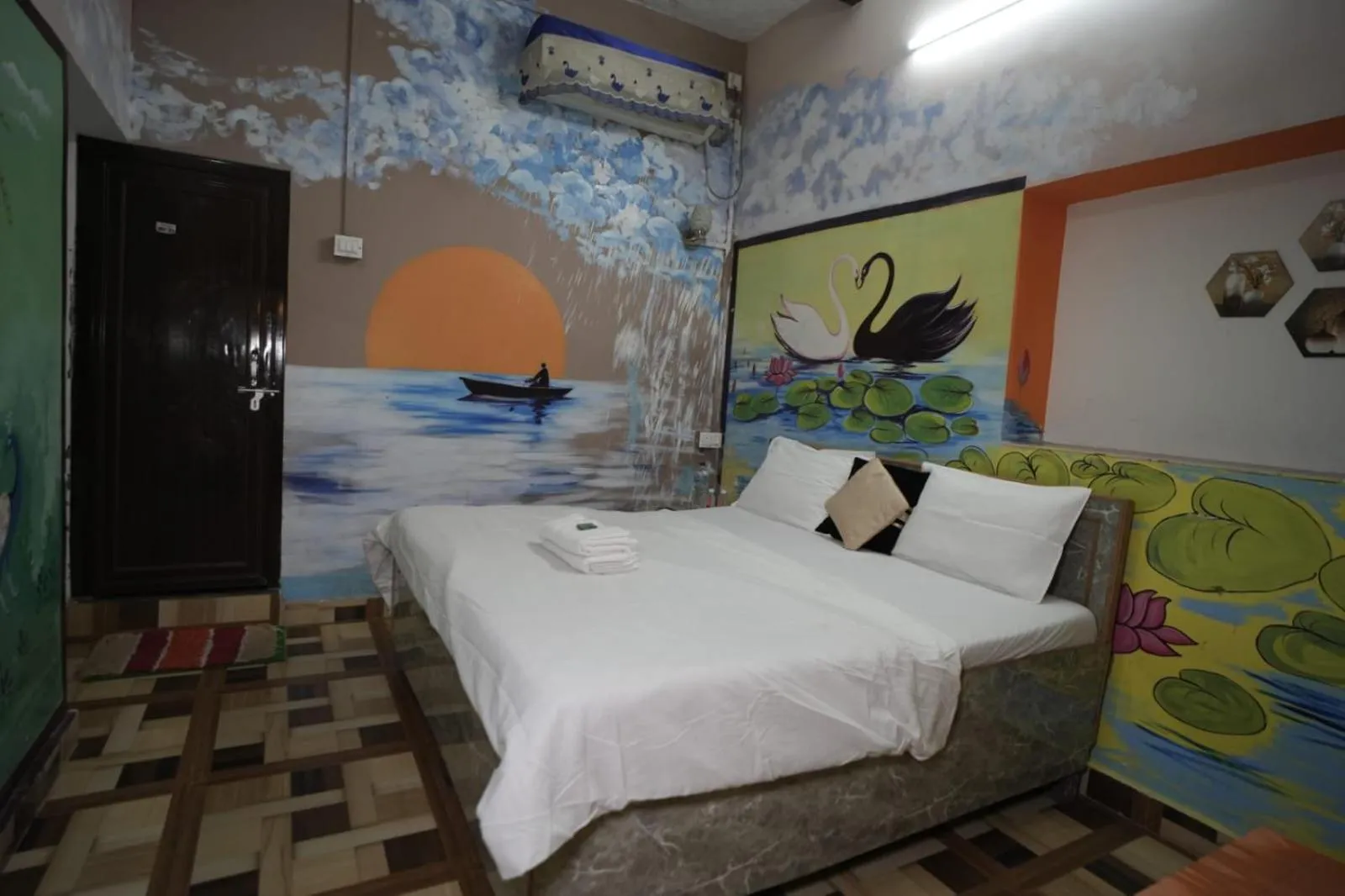 Bed in Ambricana Paying Guest House