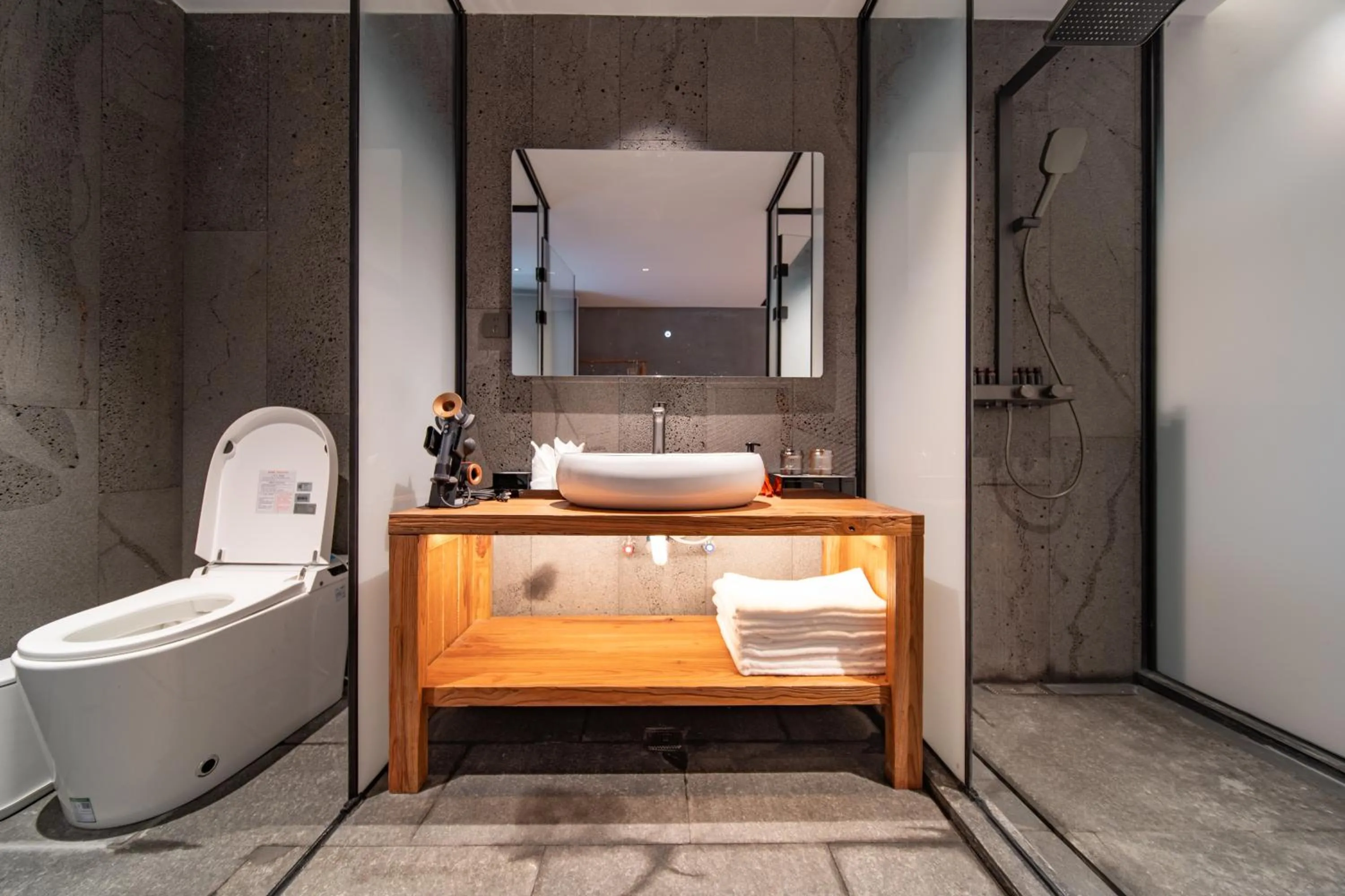 Bathroom in Foggy Valley