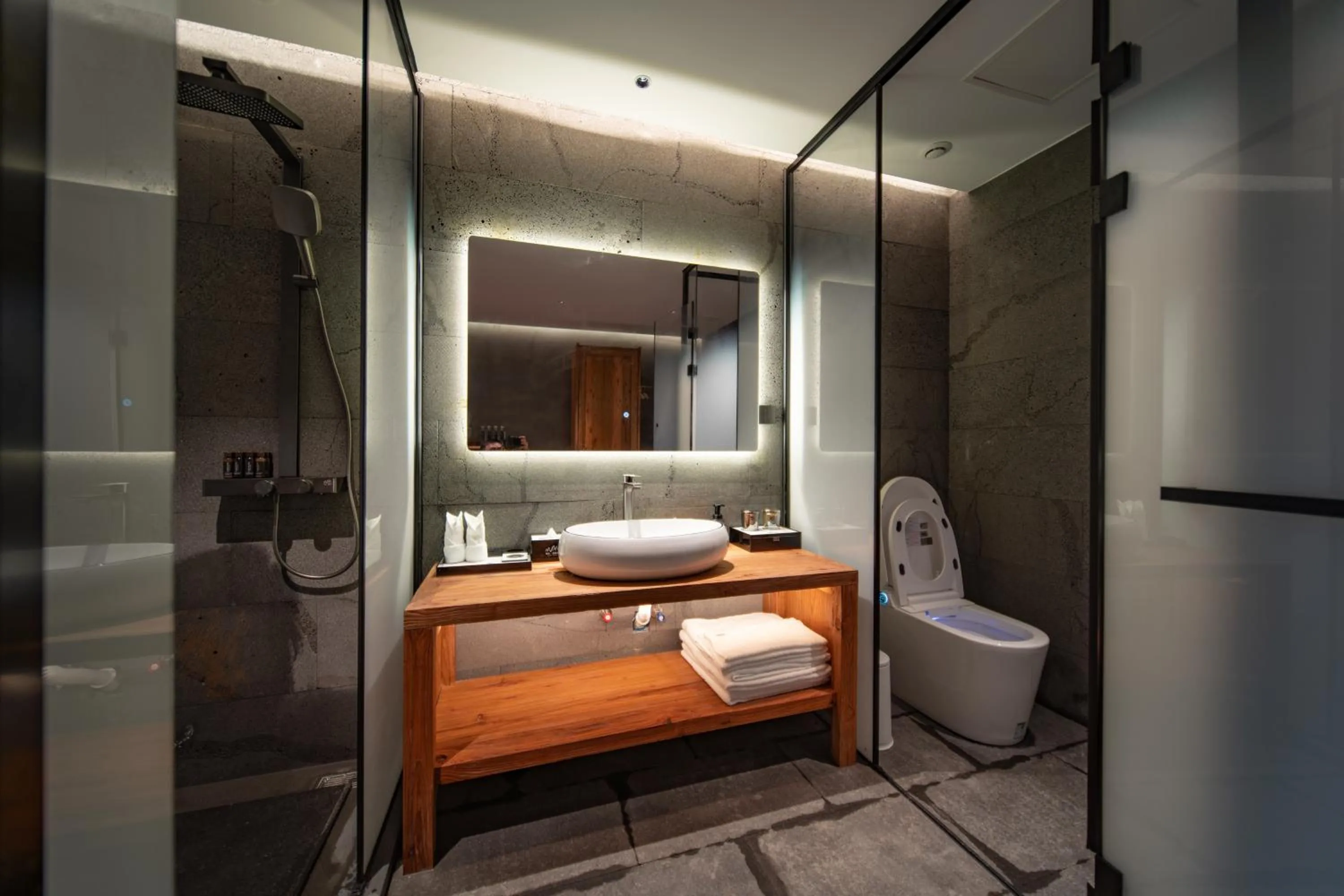 Bathroom in Foggy Valley
