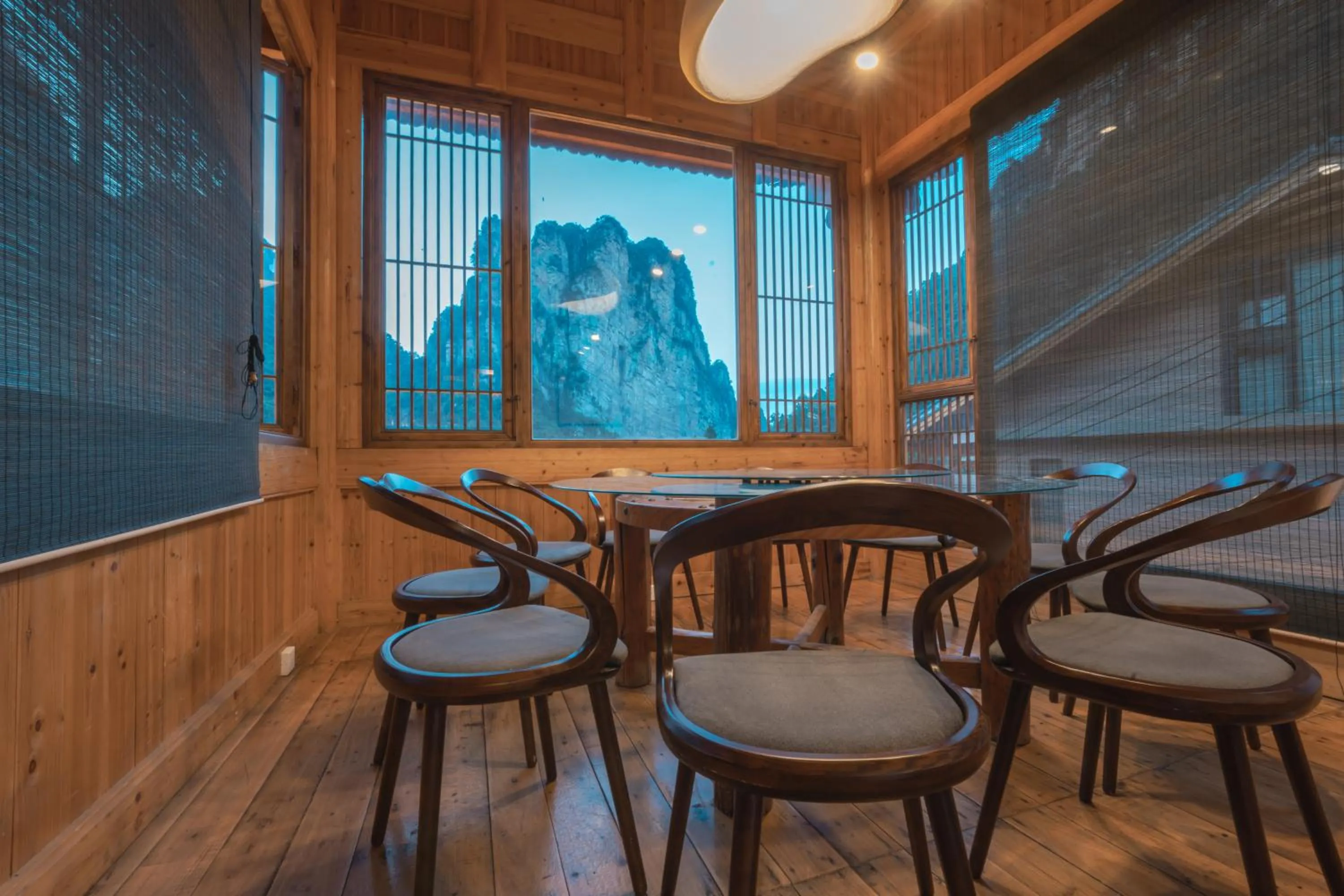 Seating area in Foggy Valley