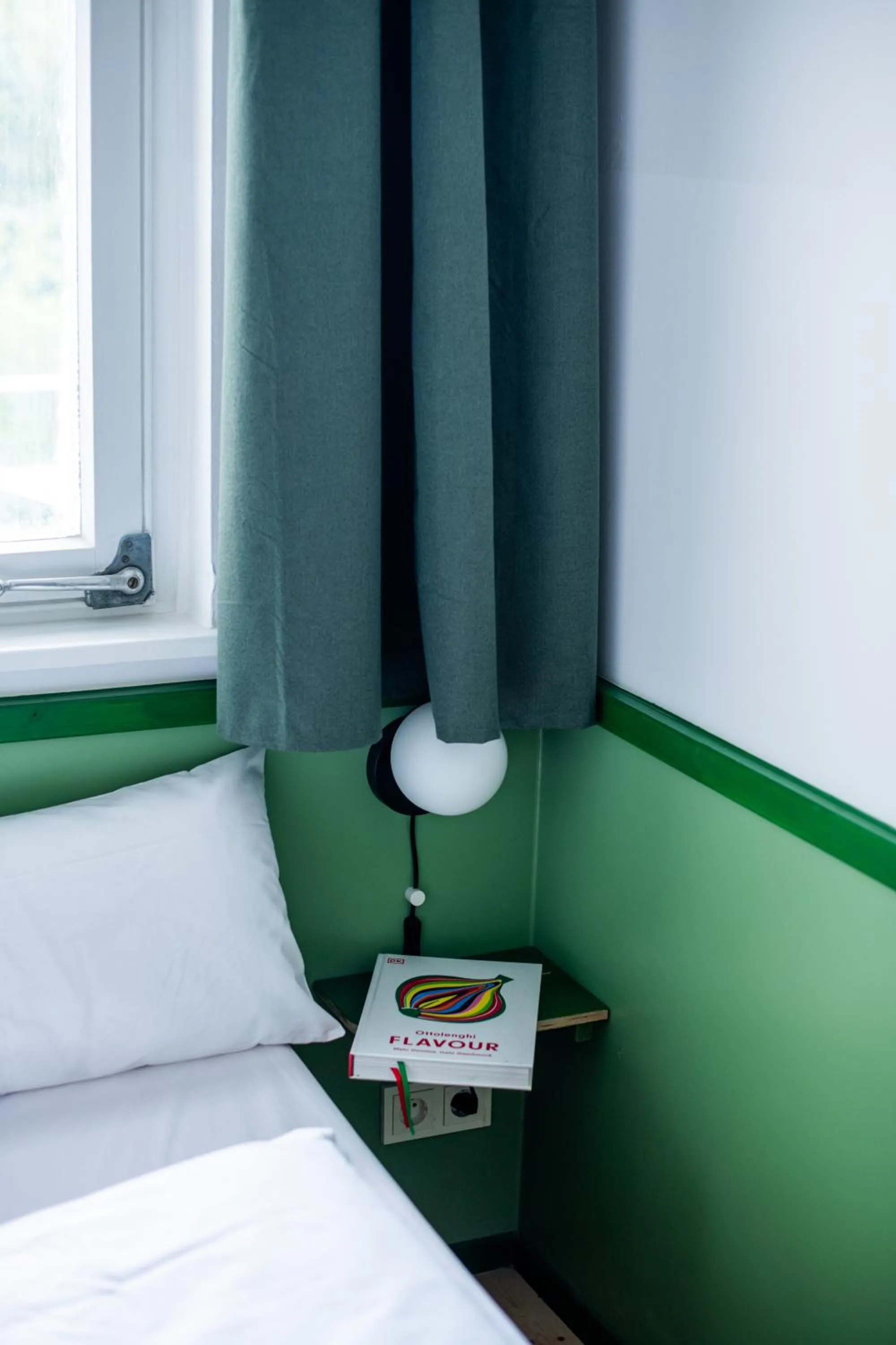 Bed in Flattering - Berlin