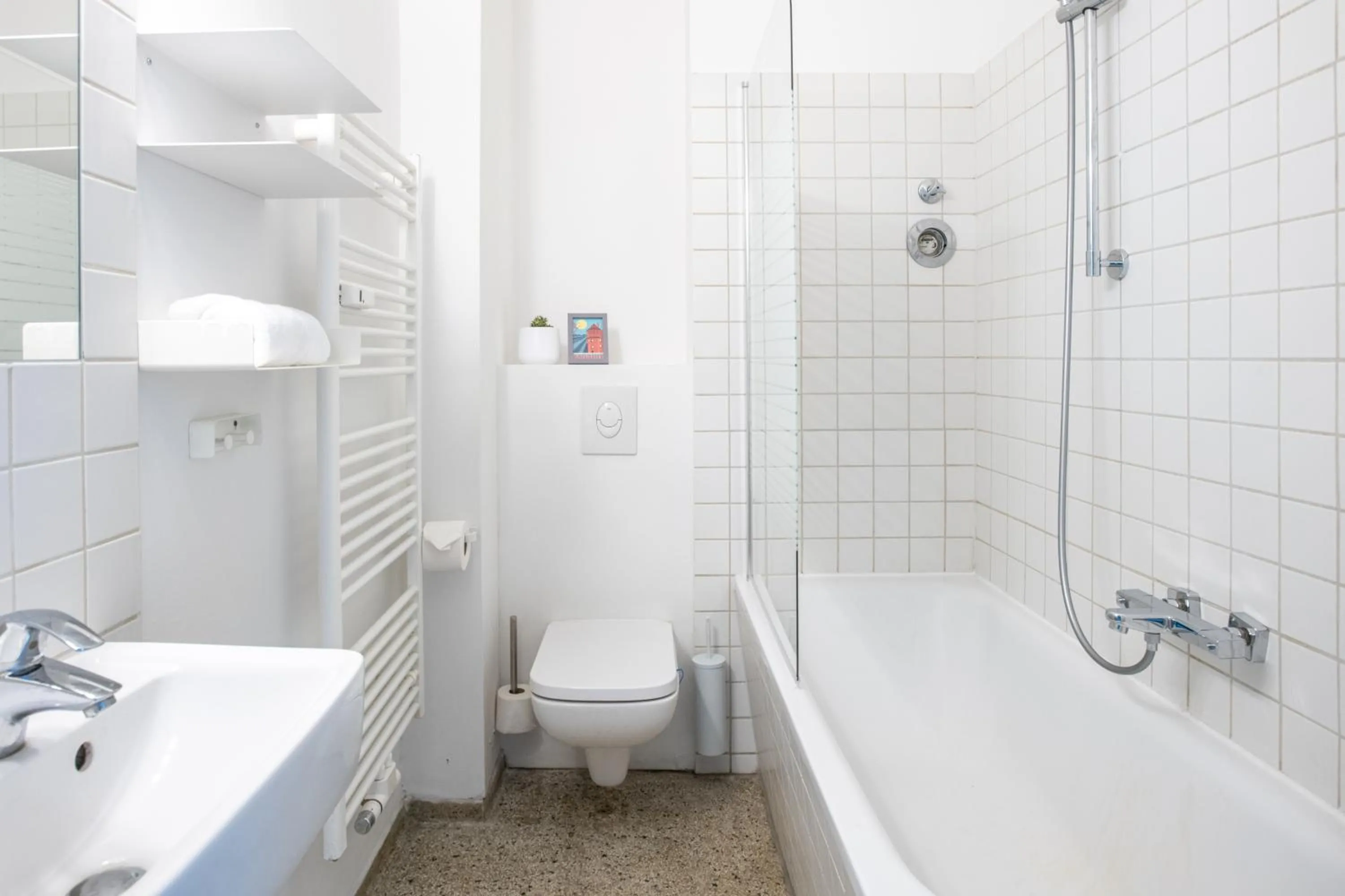 Shower in Flattering - Berlin